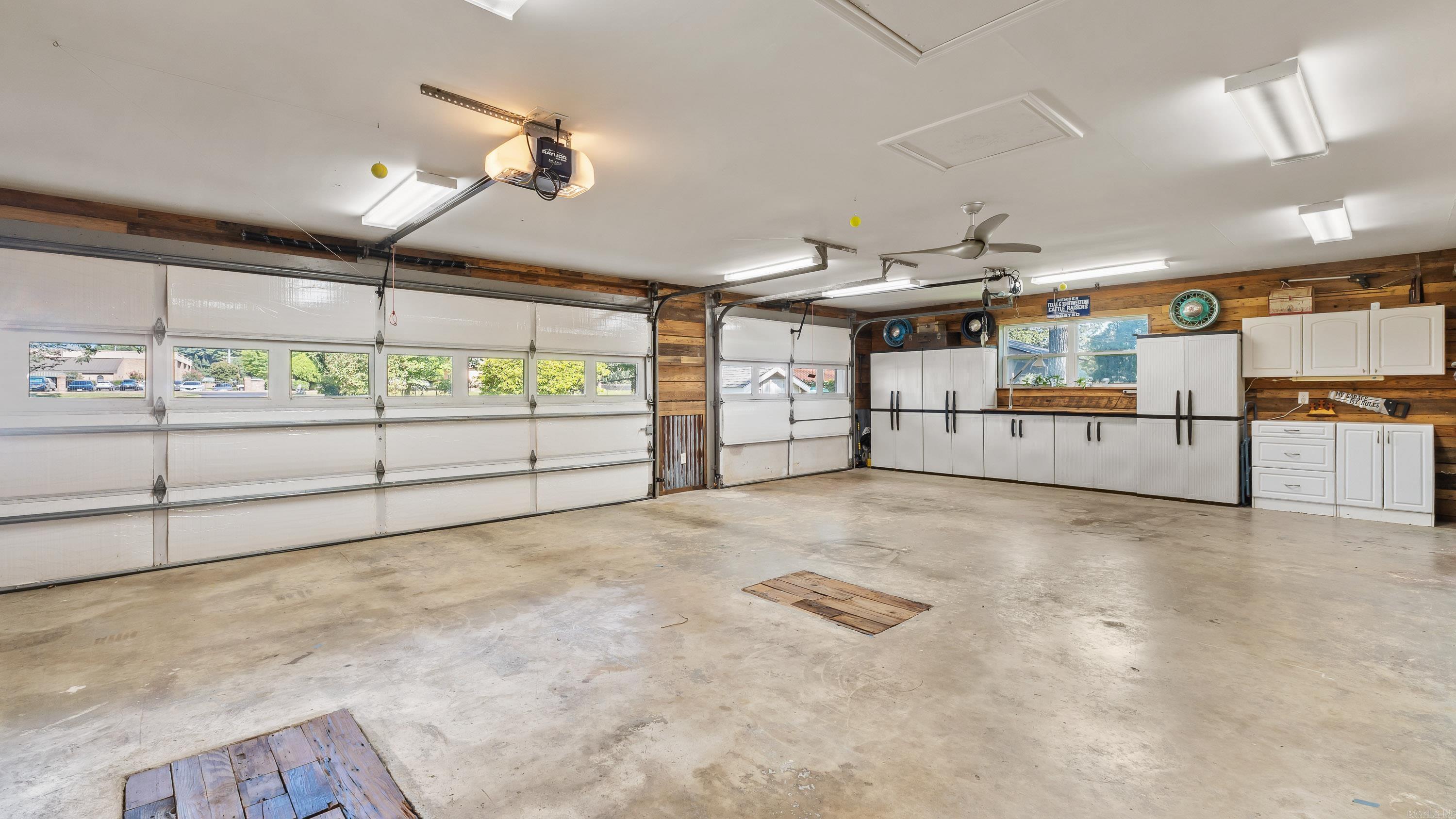 6509 Summerhill Road Property Photo 28