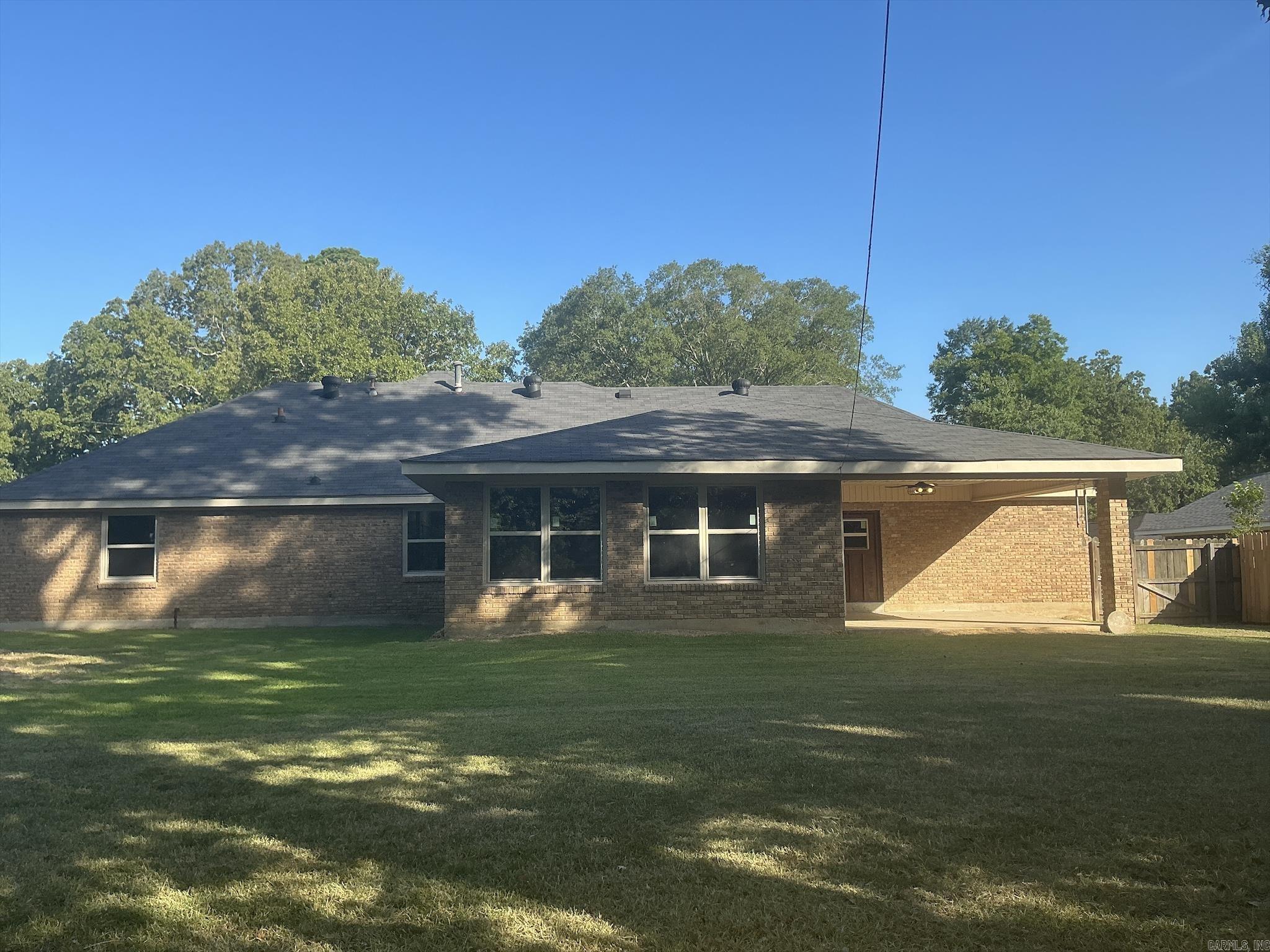 1509 Elm Property Photo 4