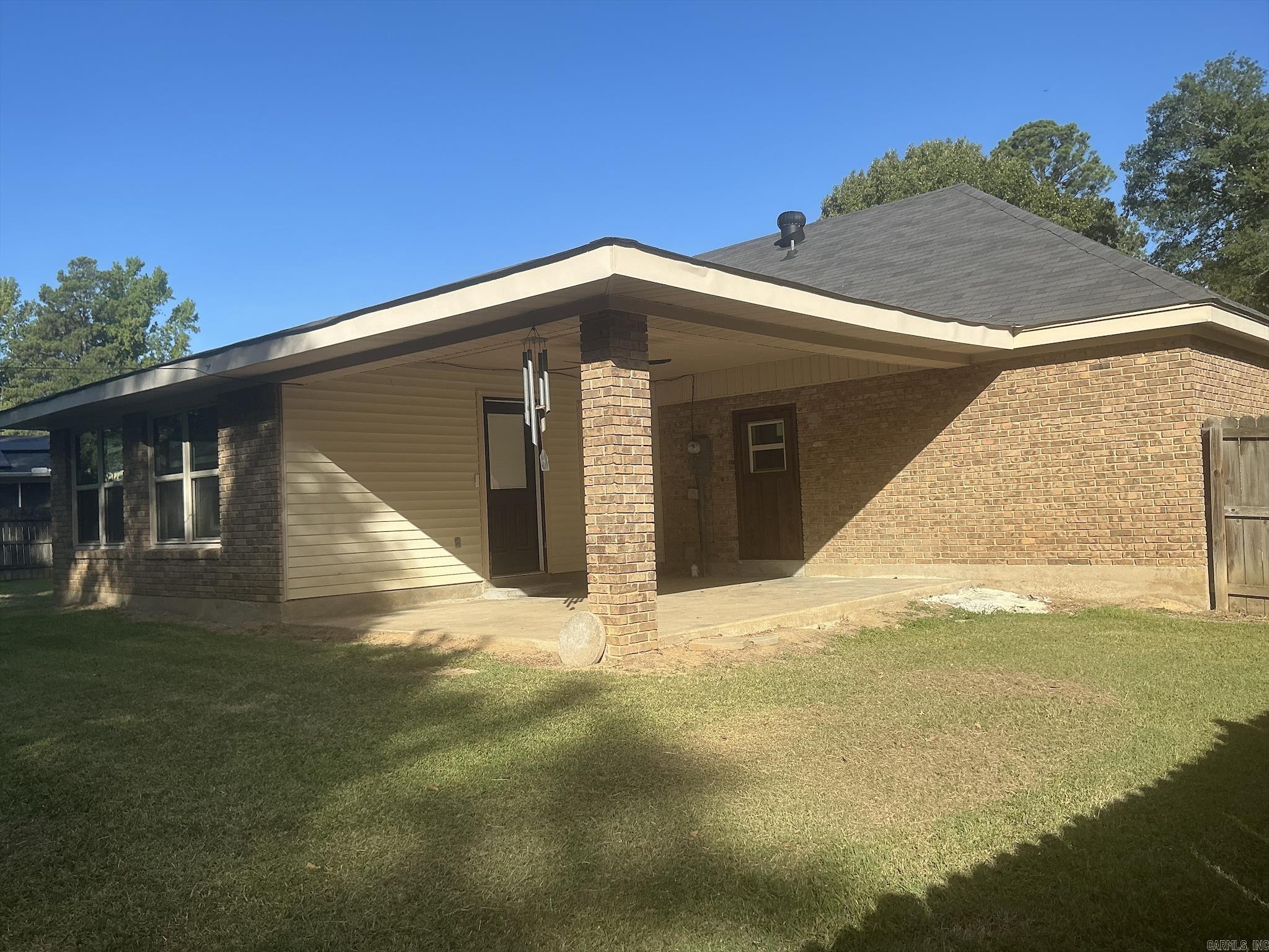 1509 Elm Property Photo 8