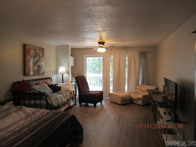 3027 Summer Hill Place Property Photo 3