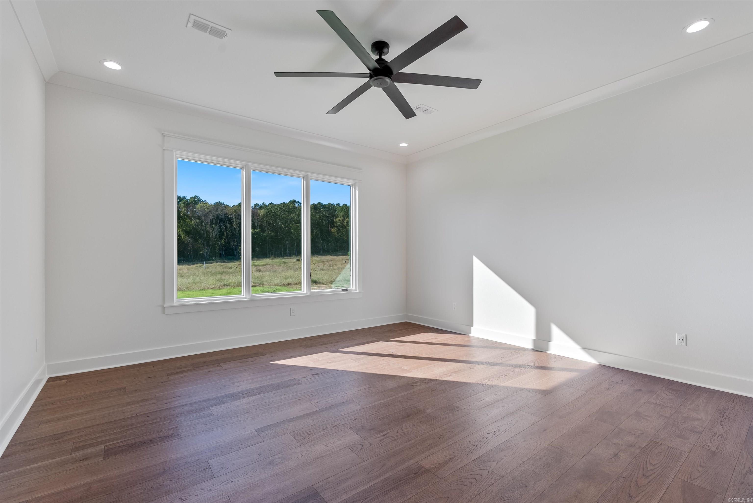 1635 Southwinds Dr Property Photo 15