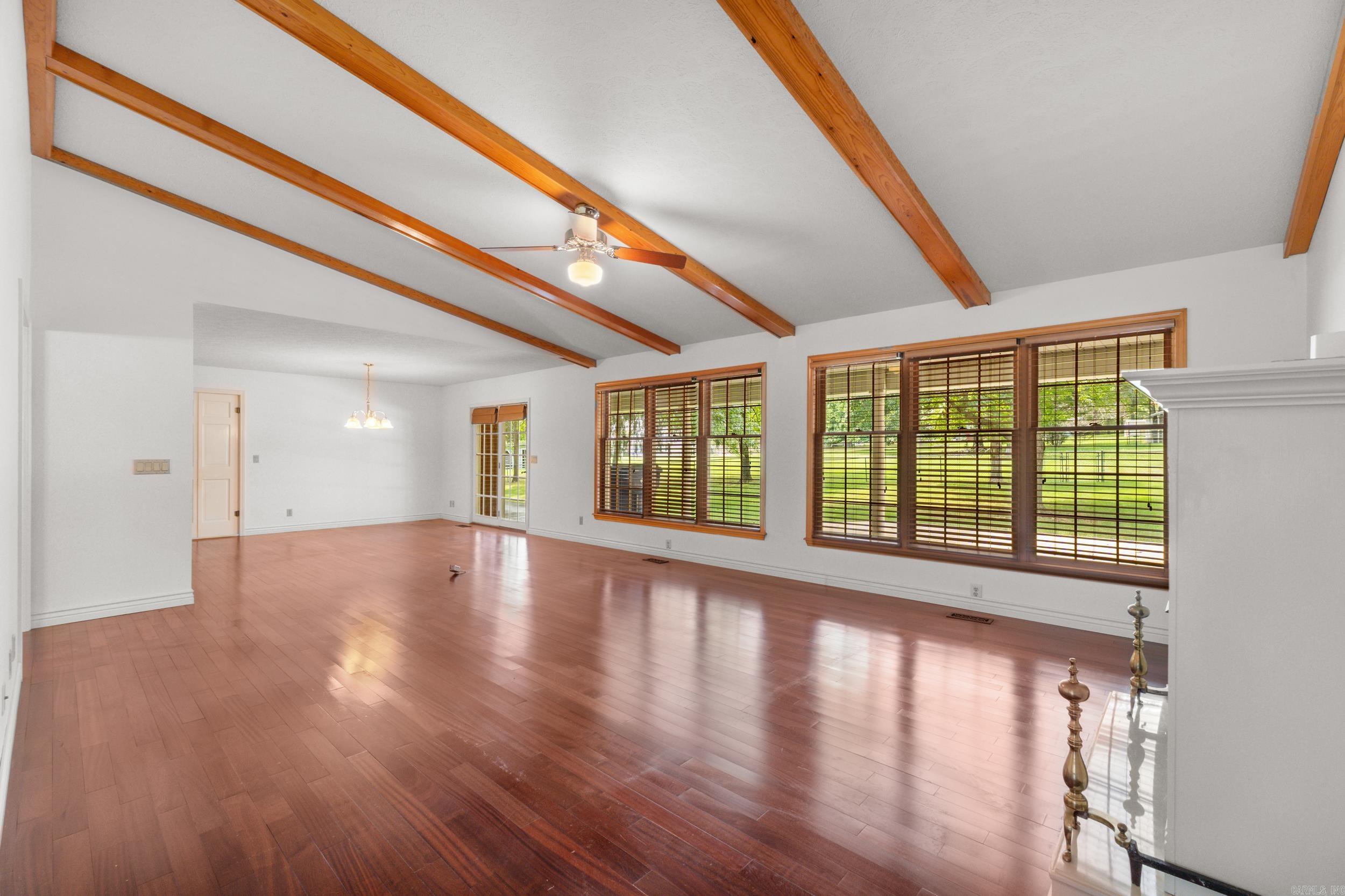 198 Rock Creek Drive Property Photo 3