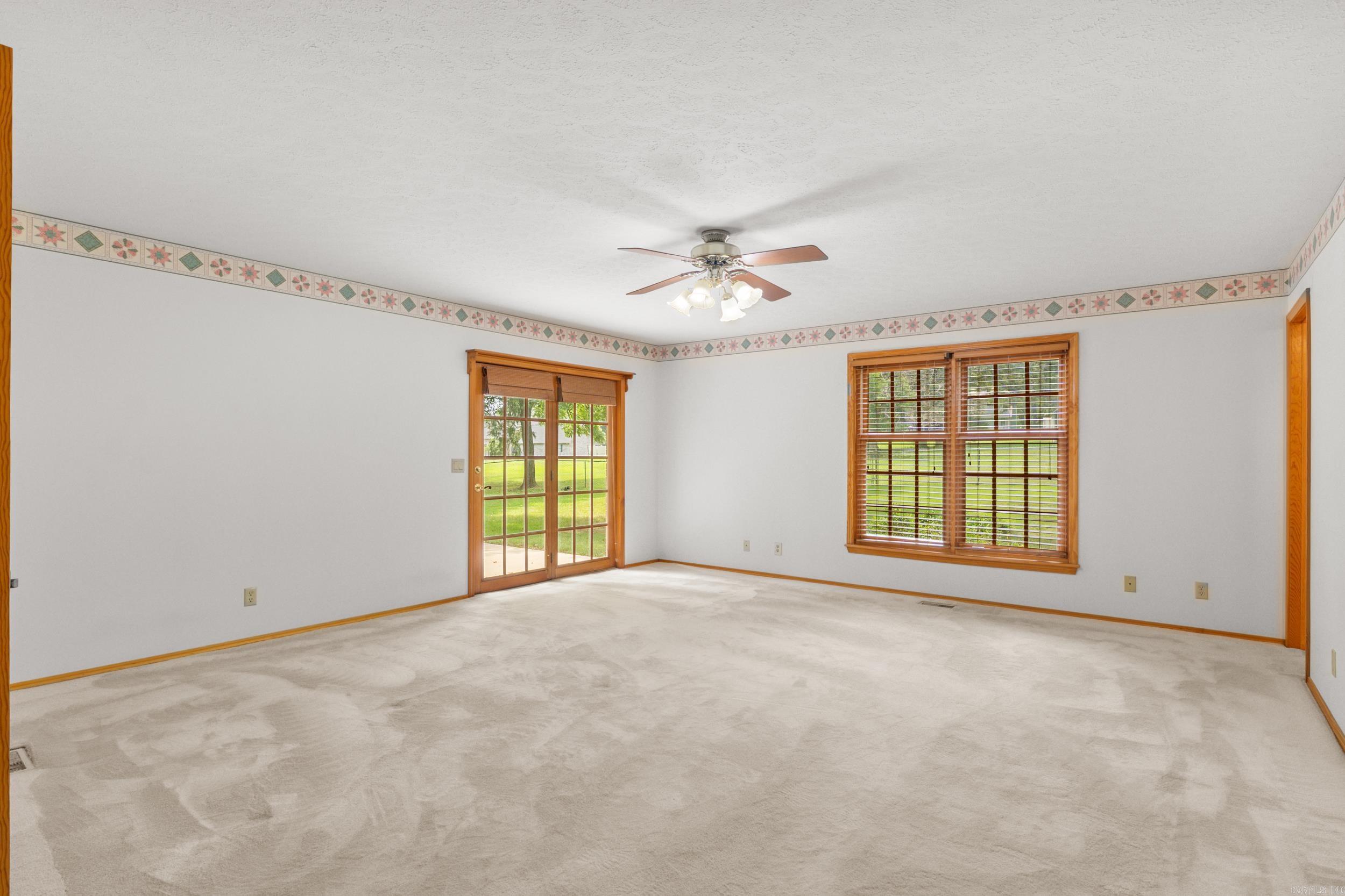 198 Rock Creek Drive Property Photo 12