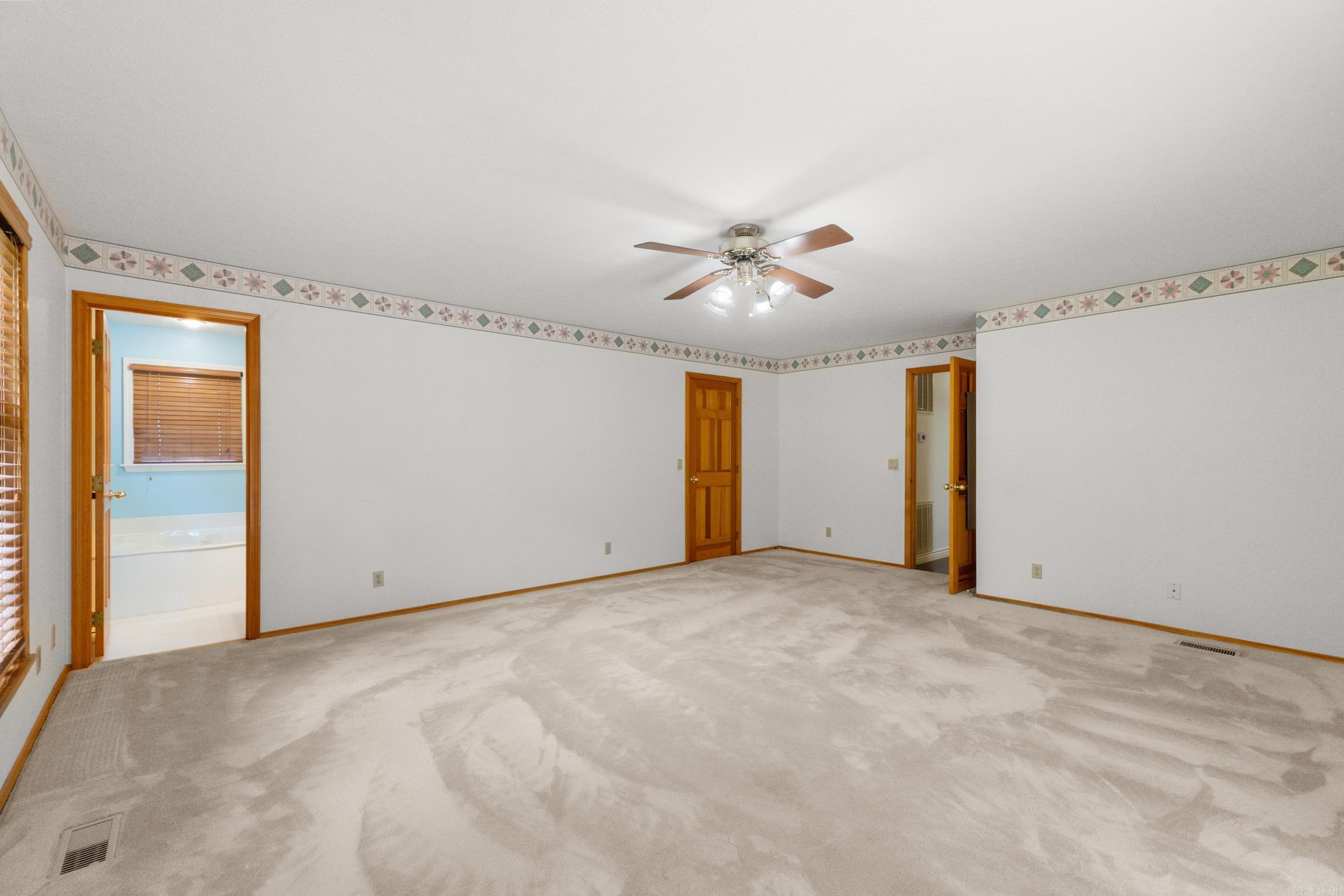 198 Rock Creek Drive Property Photo 14