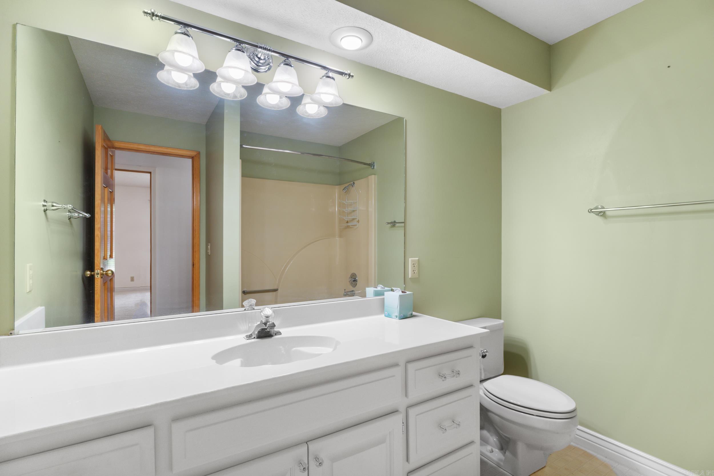198 Rock Creek Drive Property Photo 23