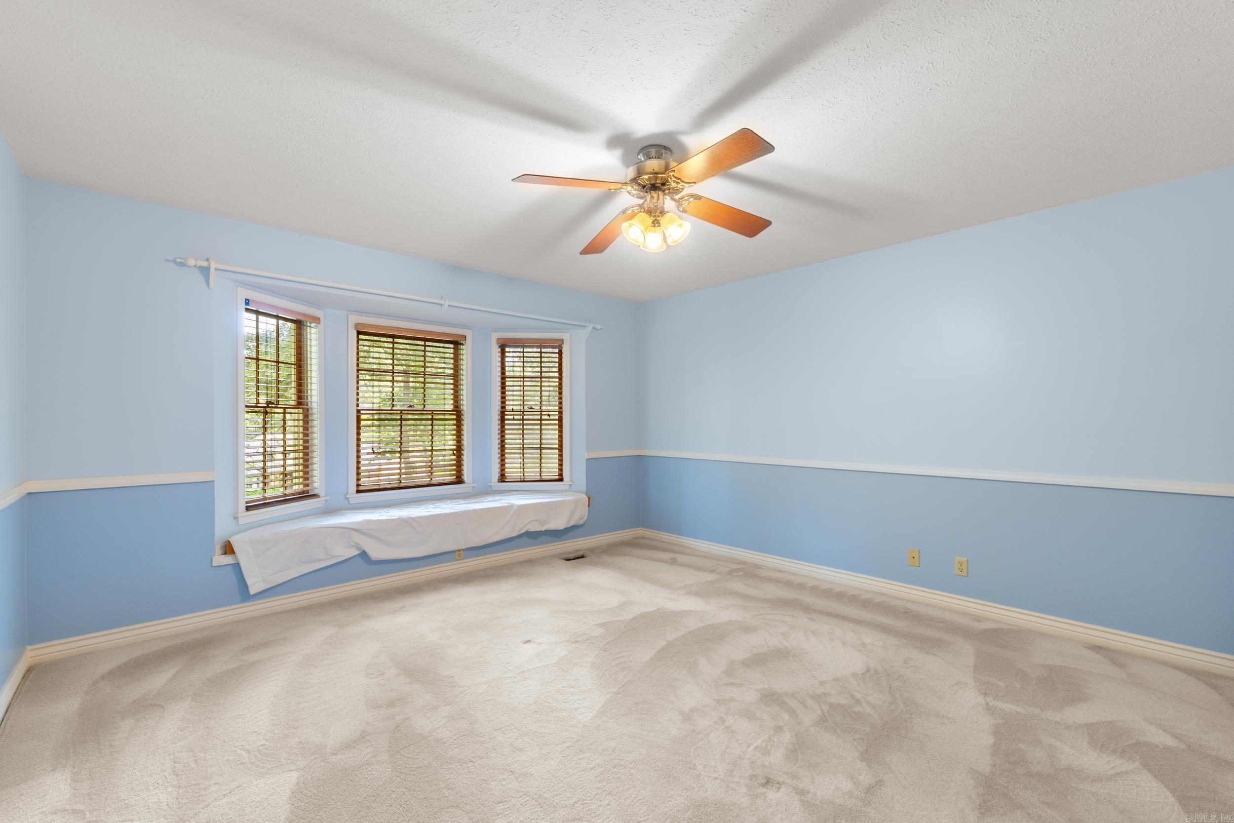 198 Rock Creek Drive Property Photo 28