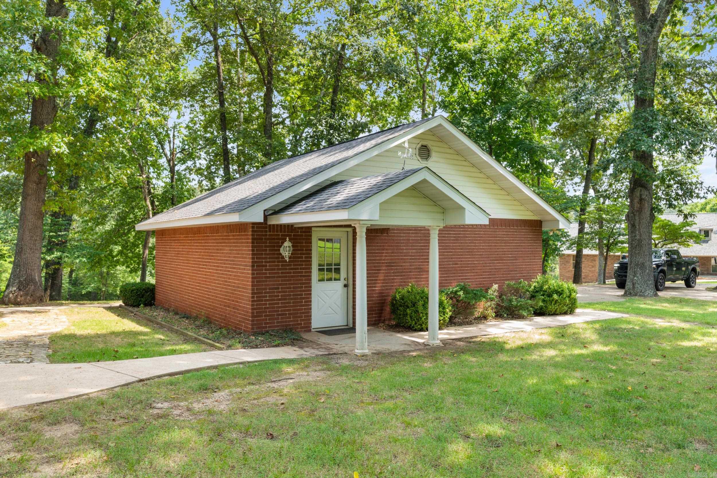 198 Rock Creek Drive Property Photo 42