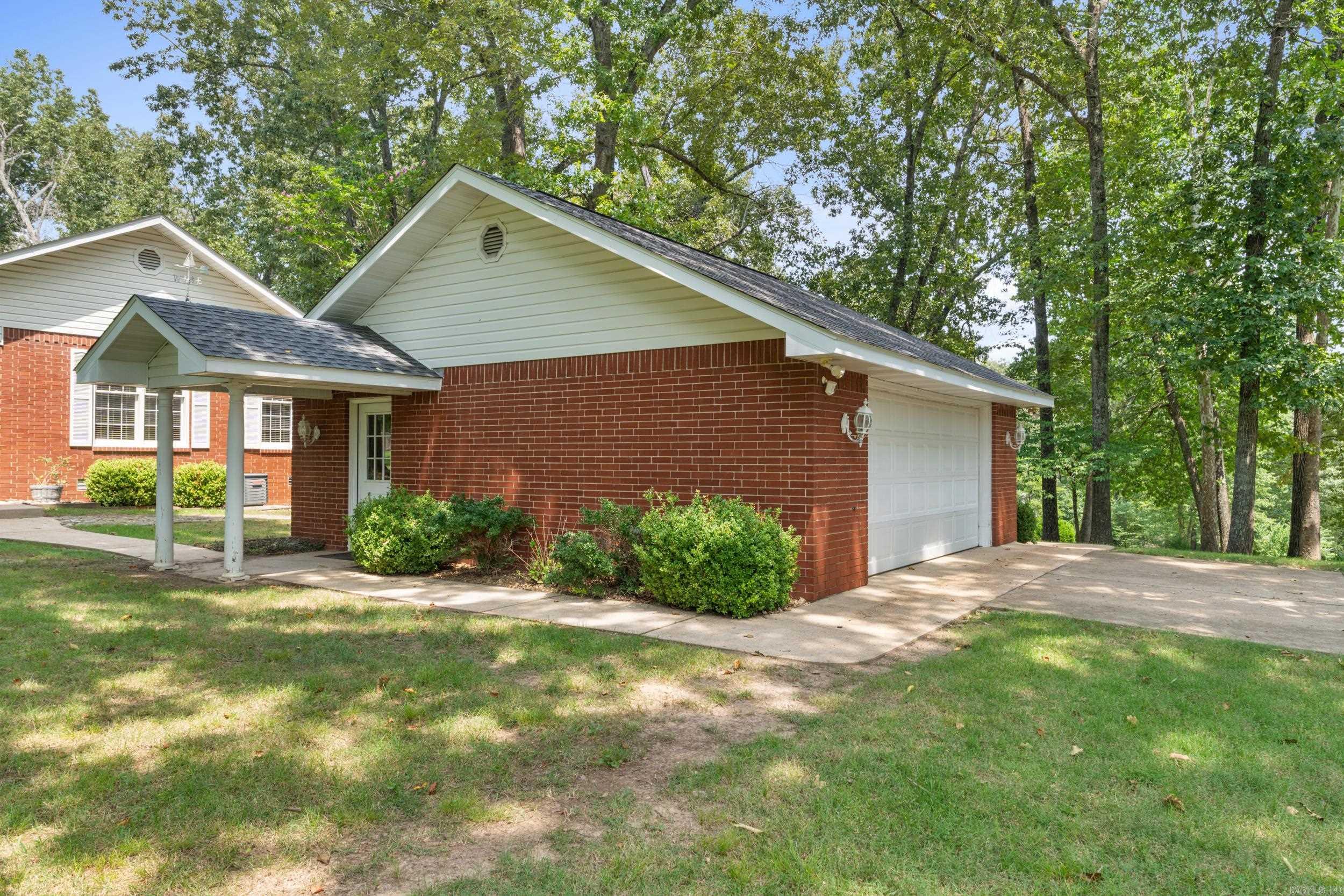 198 Rock Creek Drive Property Photo 43