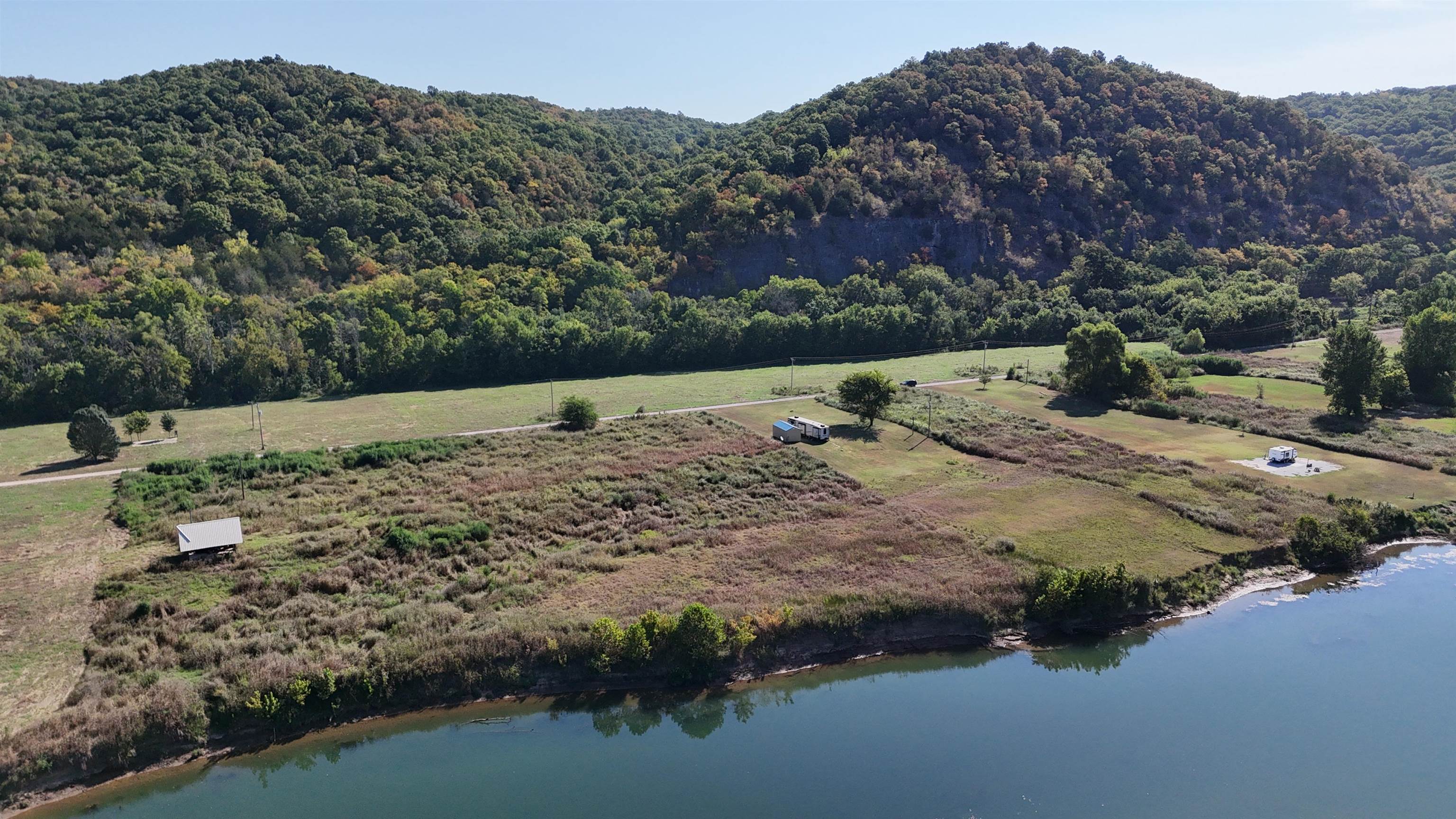 000 White River Run Property Photo 4