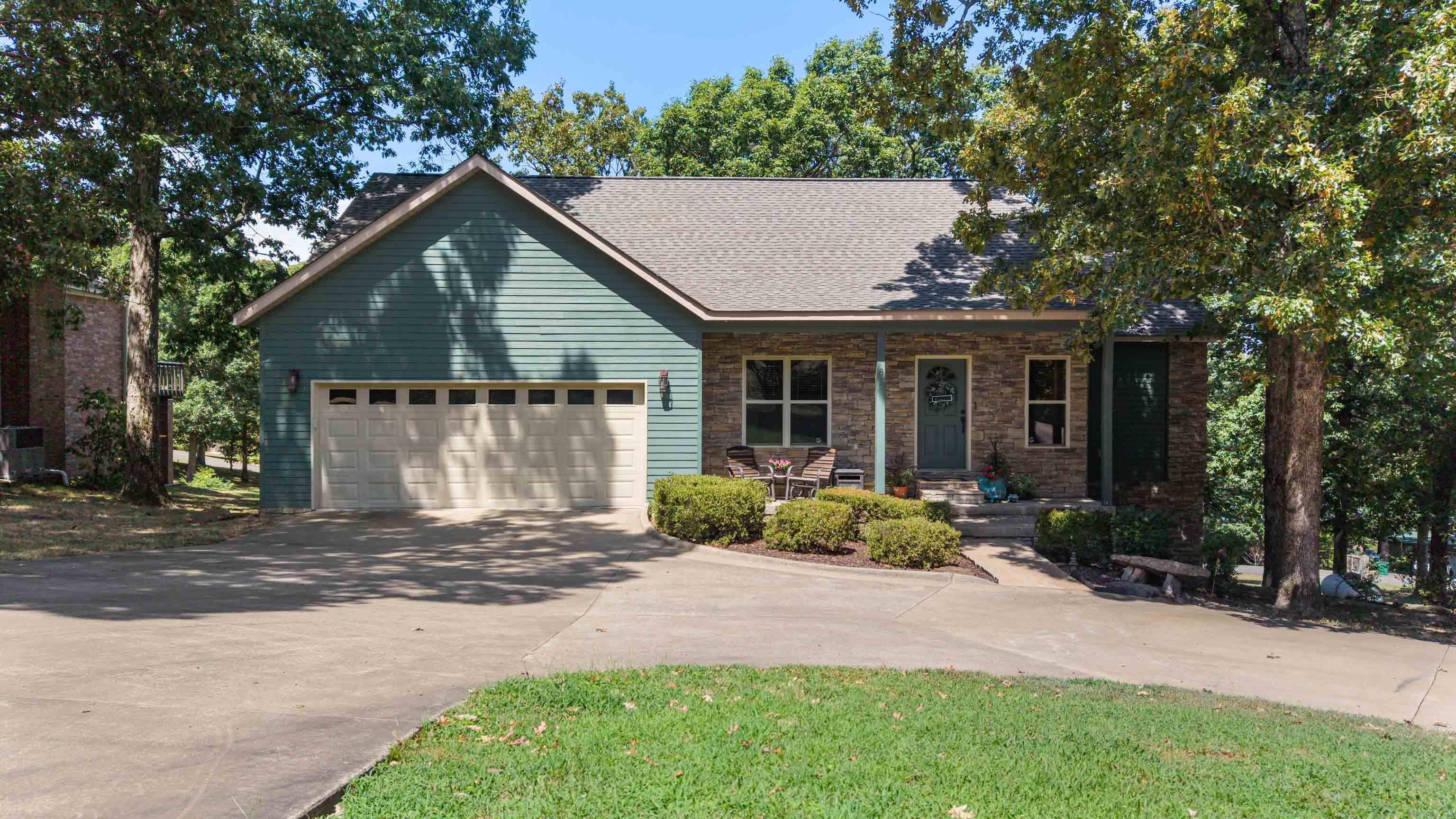 817 Stacy Springs Property Photo 46