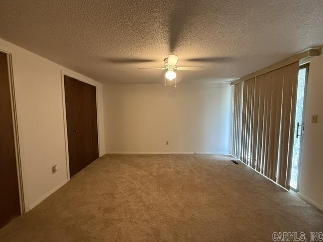 3015 Debra Property Photo 23