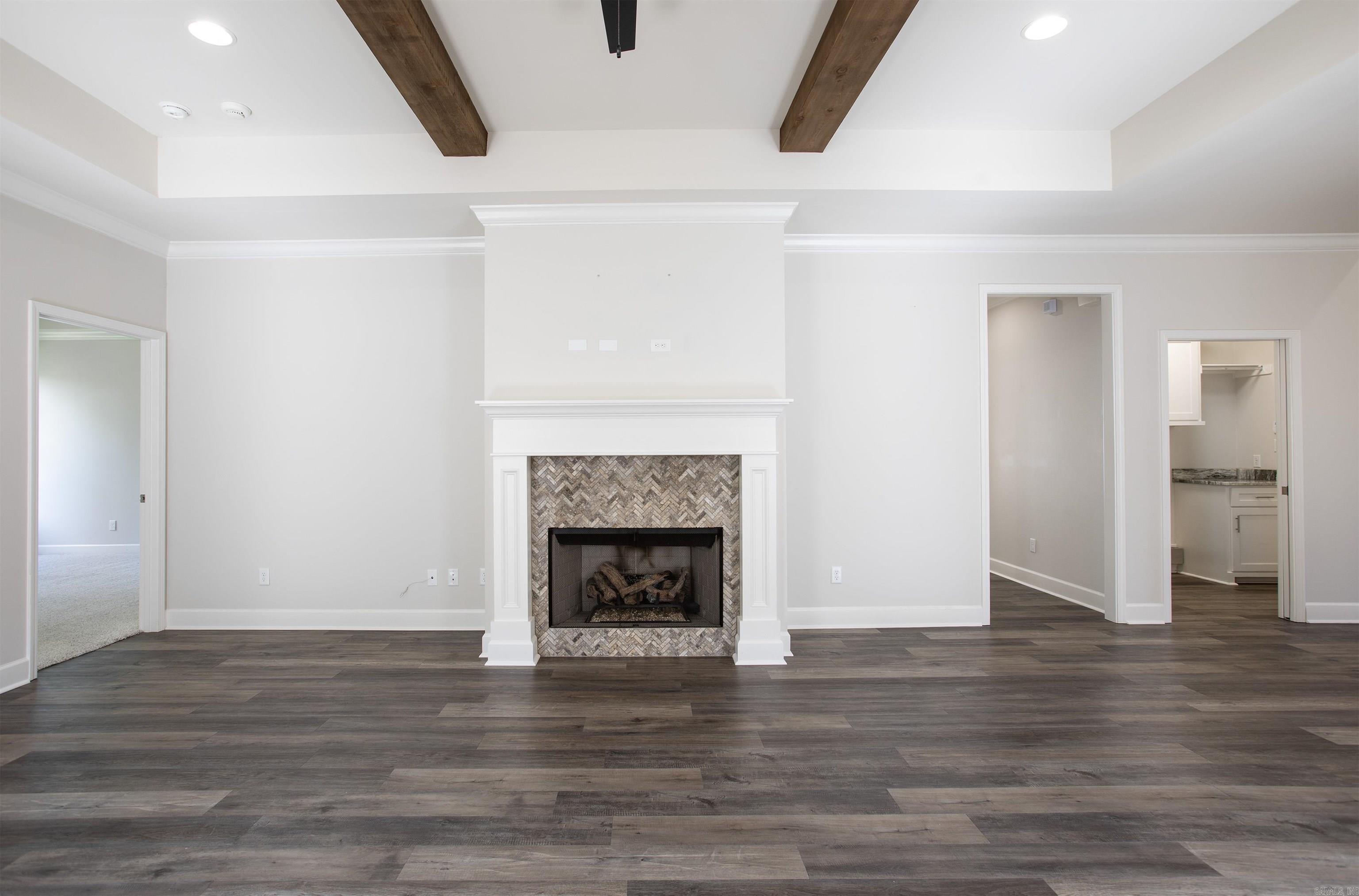 5 Saffron Circle Property Photo 15