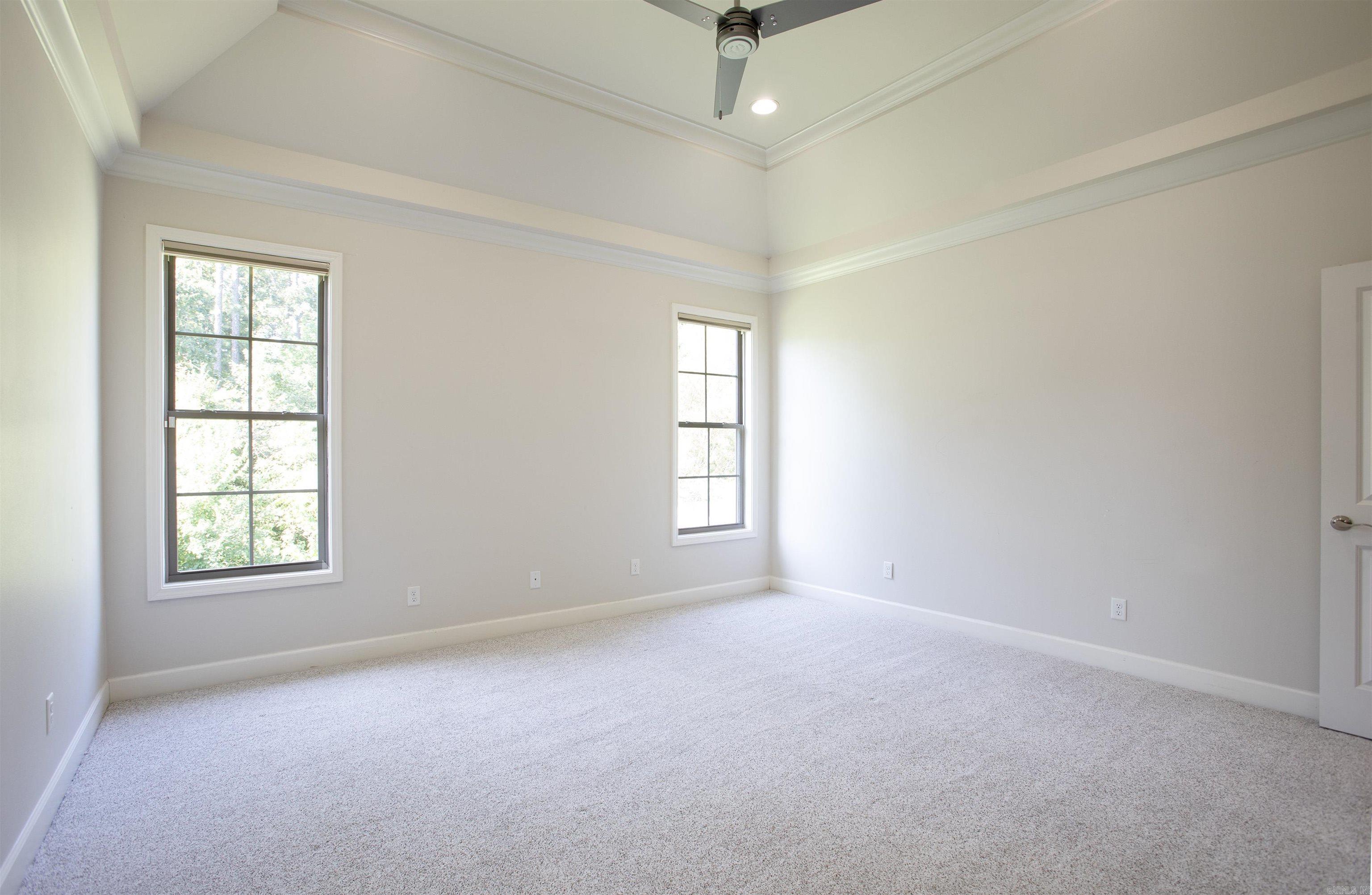 5 Saffron Circle Property Photo 20
