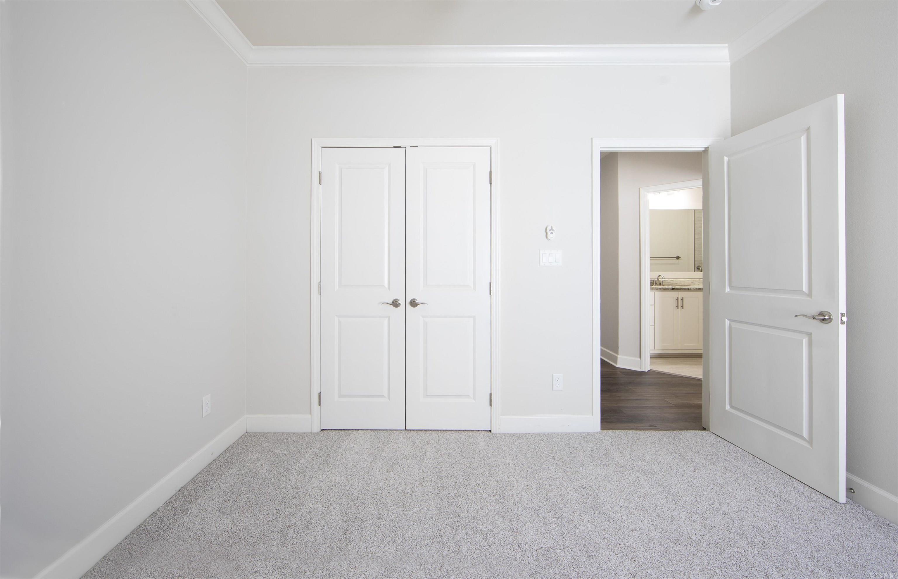 5 Saffron Circle Property Photo 34