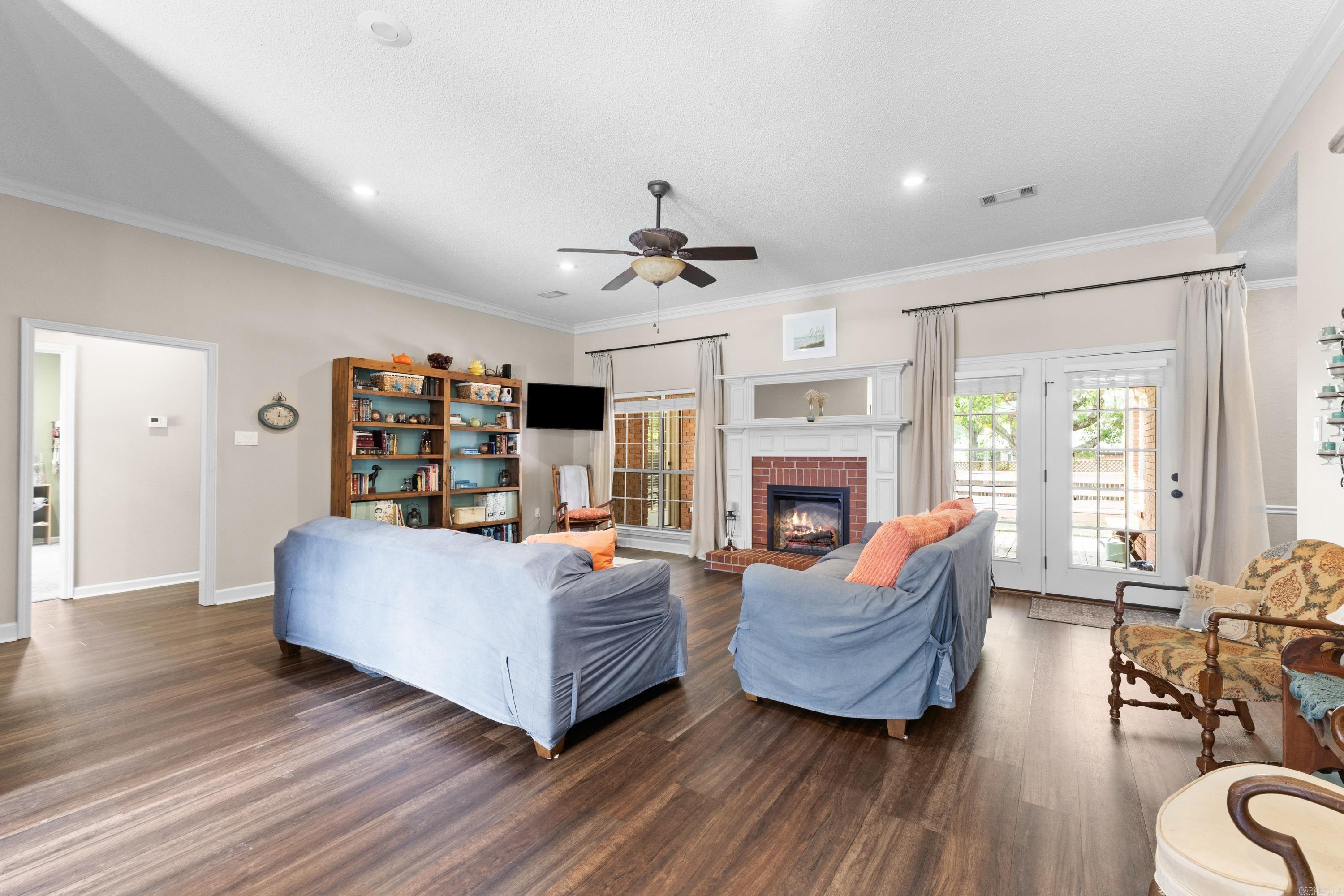 1515 John Ed Property Photo 6