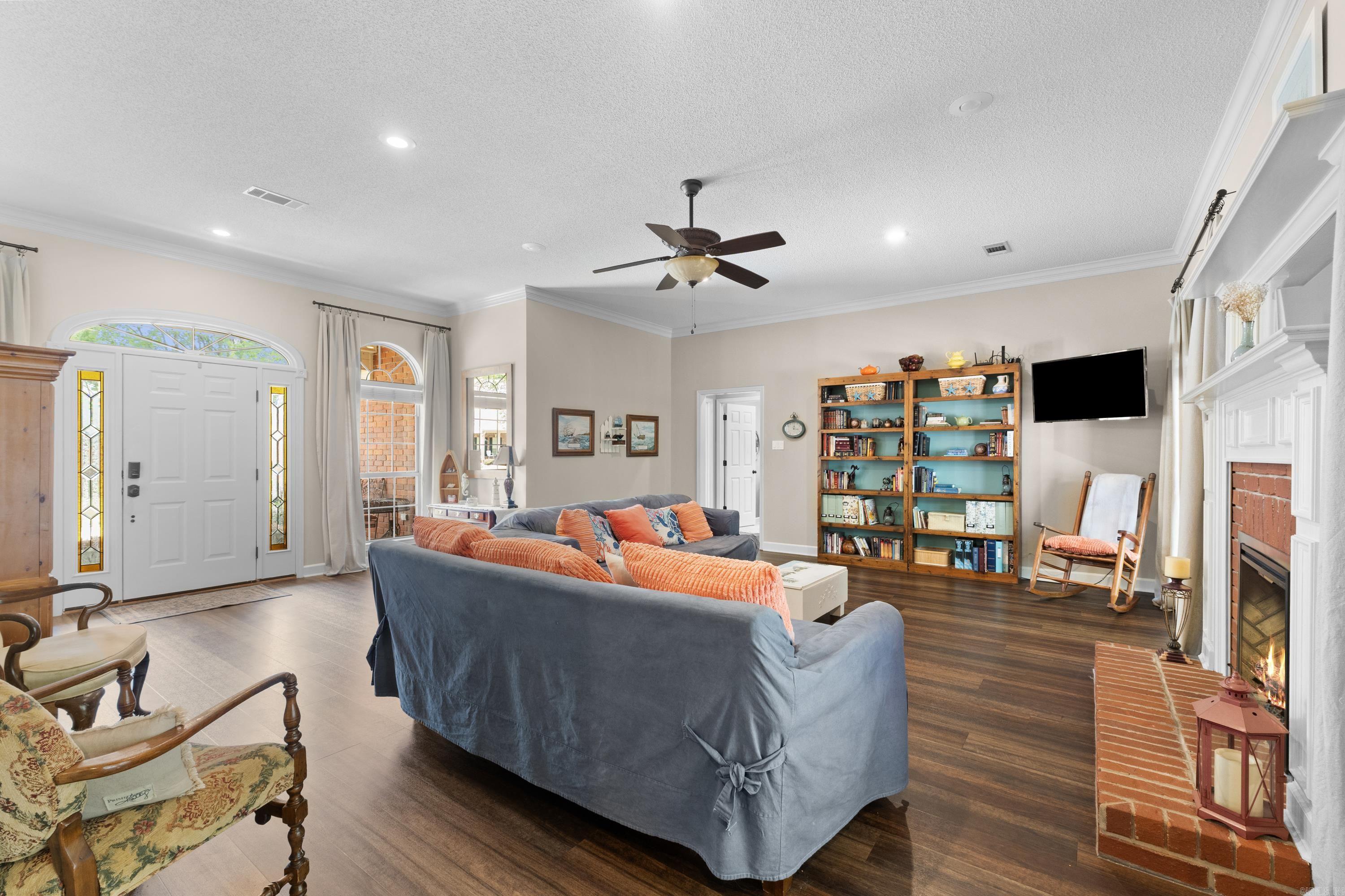 1515 John Ed Property Photo 8