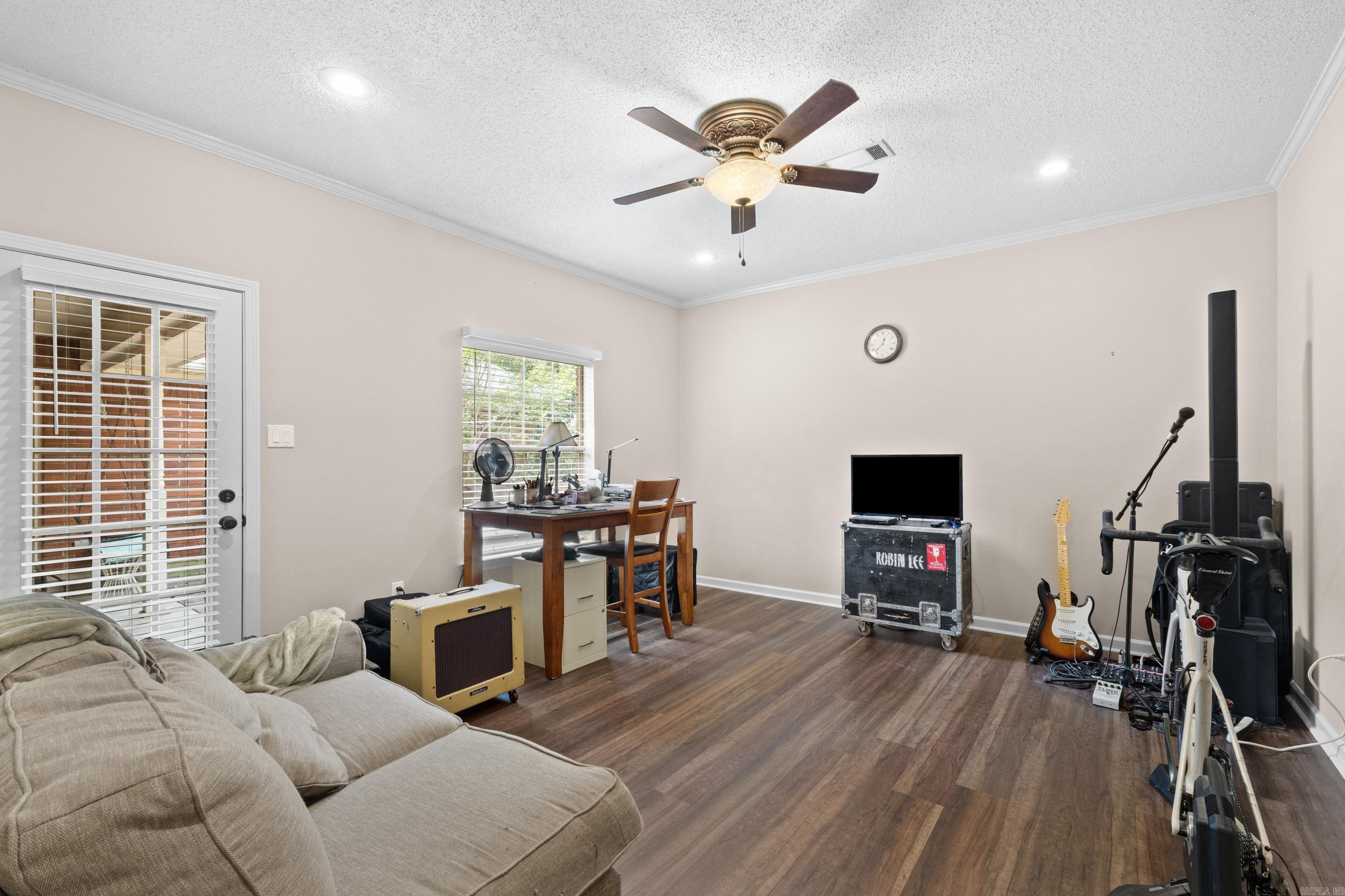 1515 John Ed Property Photo 31