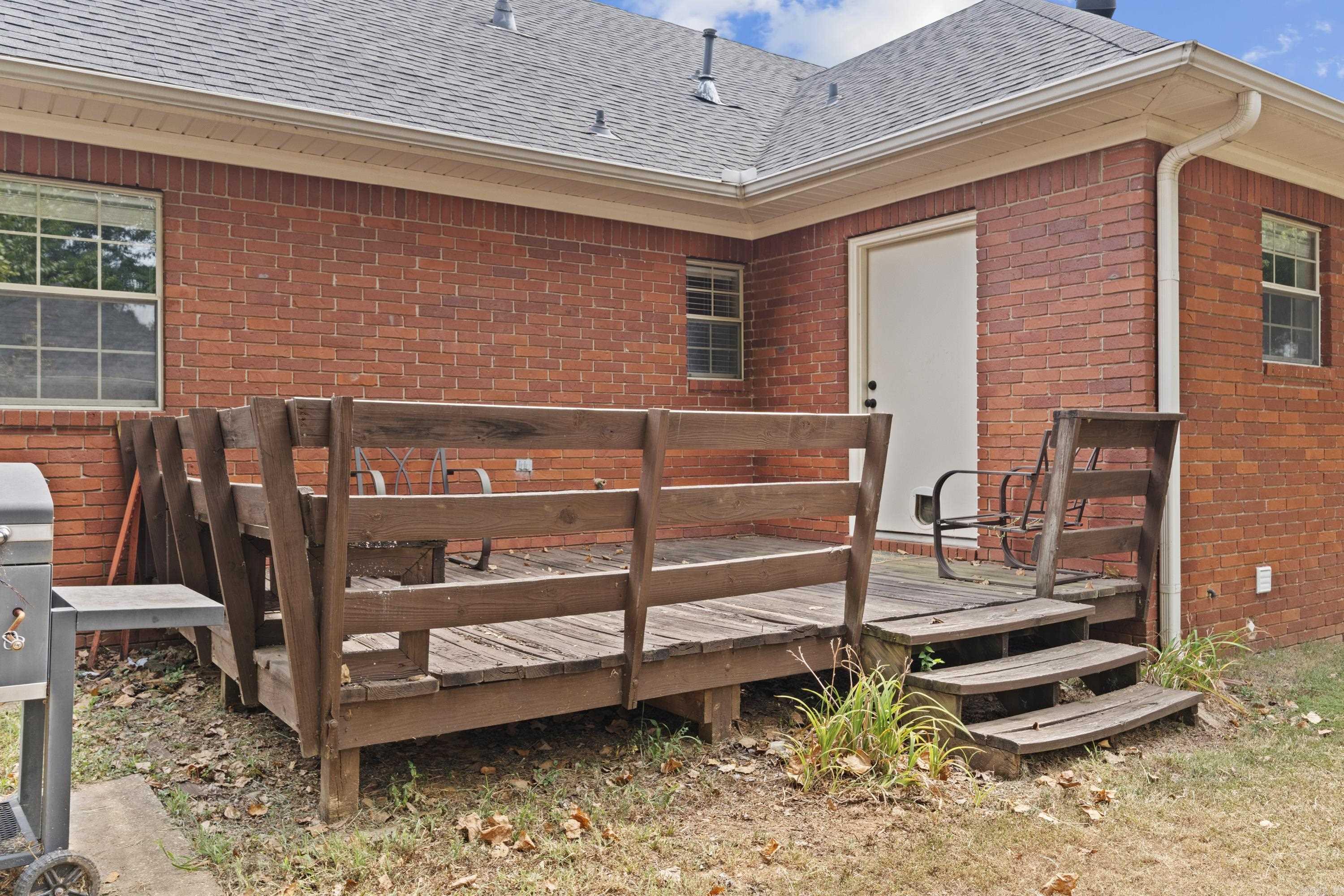 1515 John Ed Property Photo 46