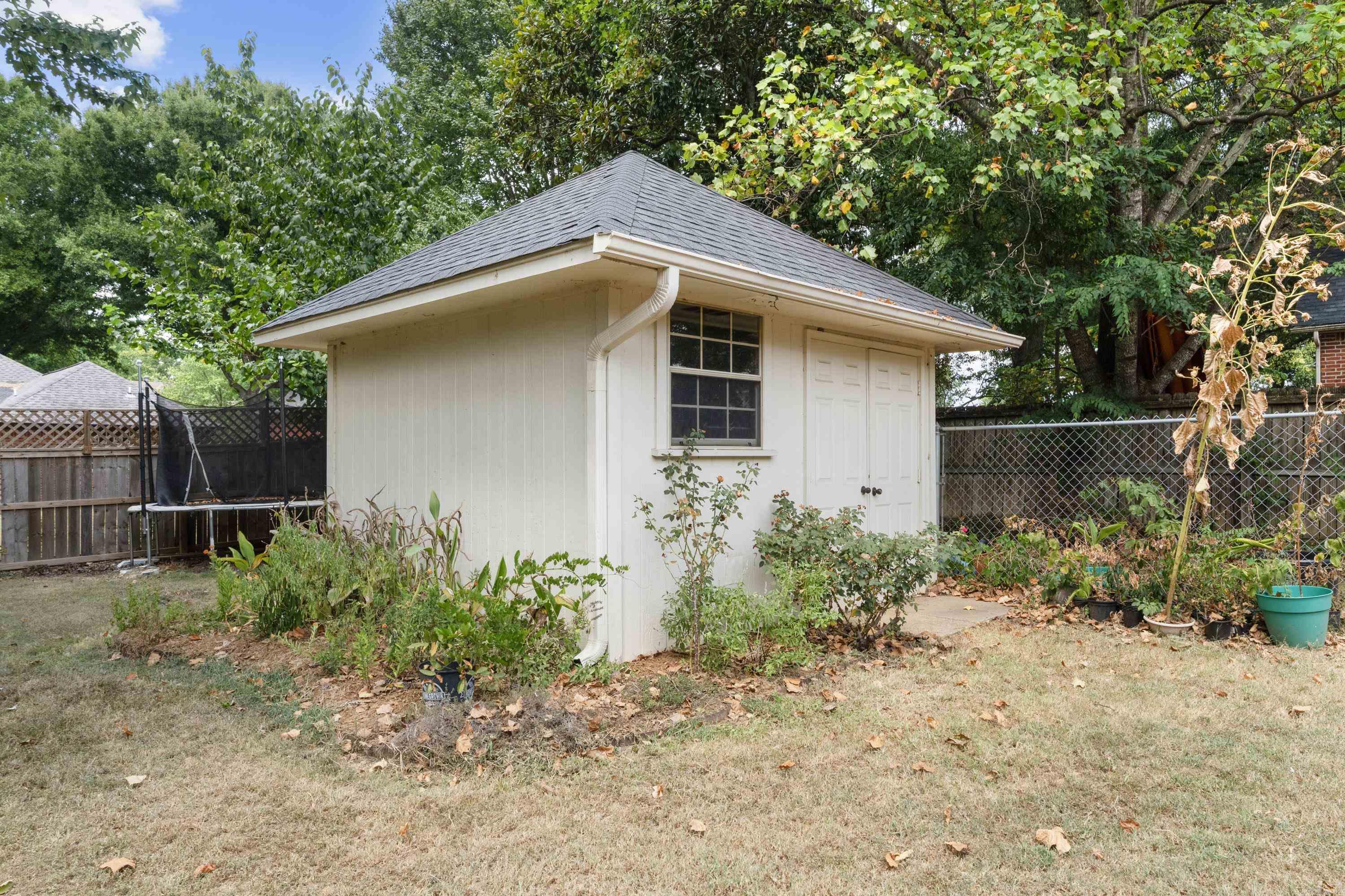1515 John Ed Property Photo 49