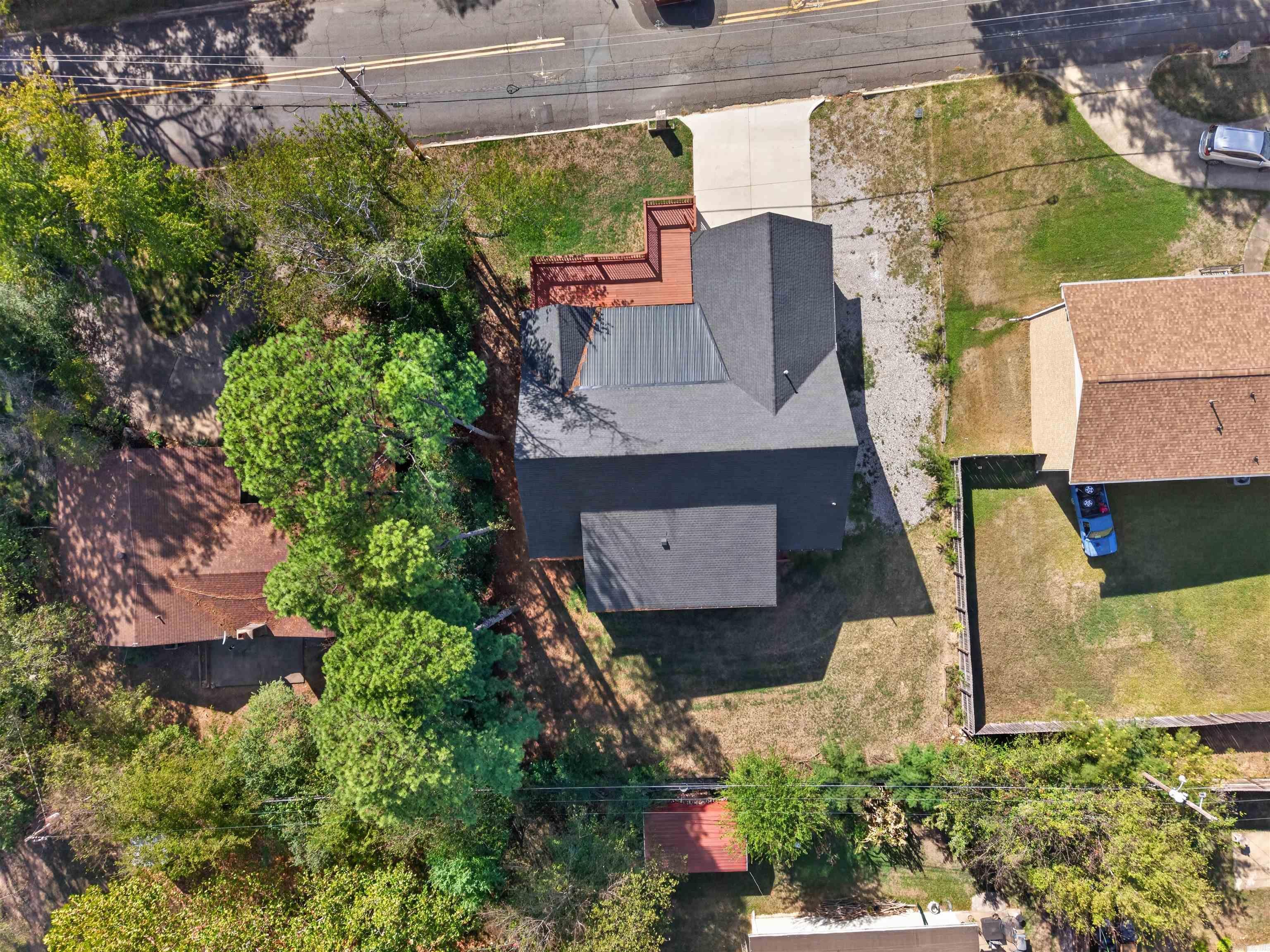 919 Richard Street Property Photo 26