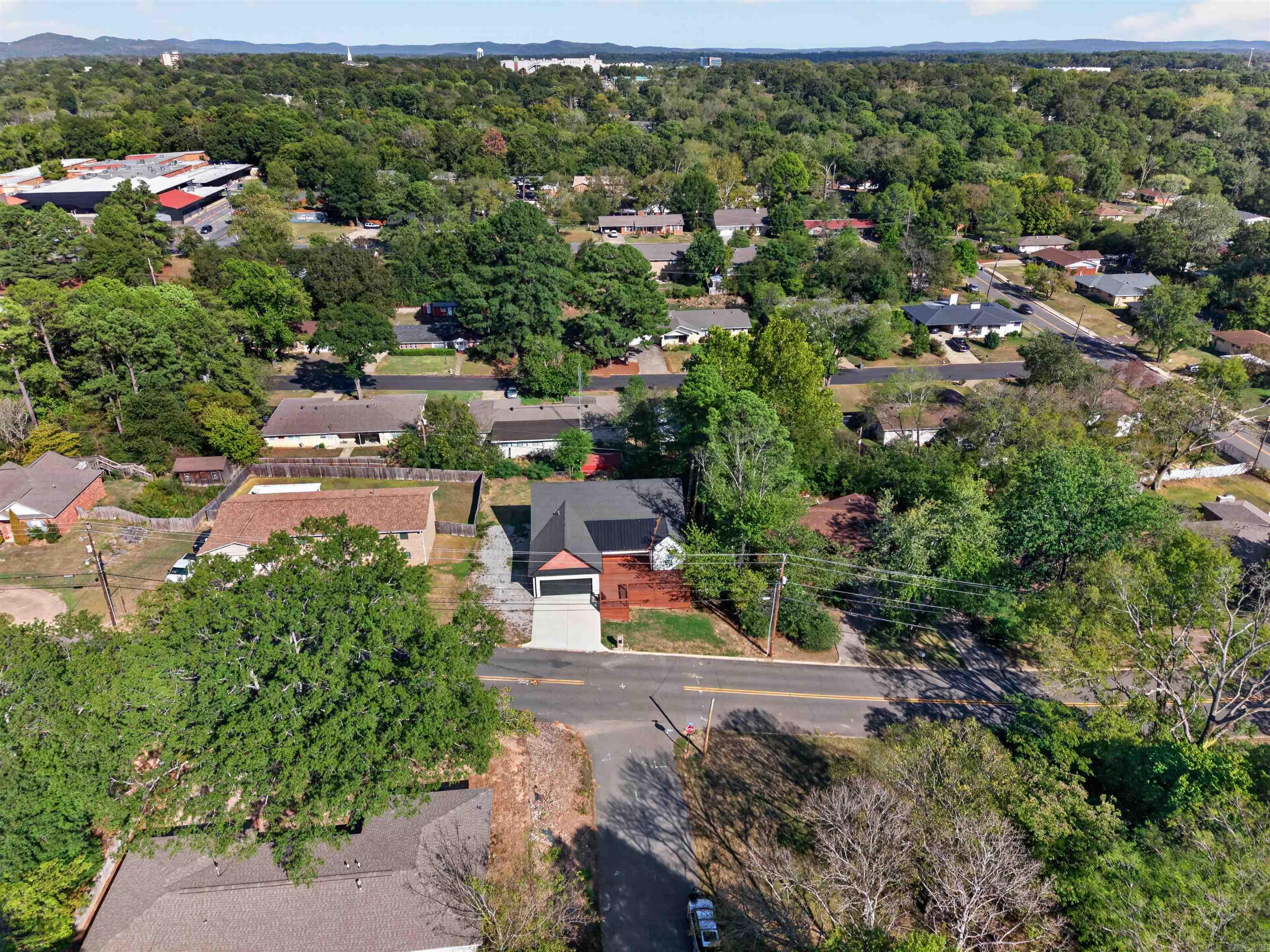 919 Richard Street Property Photo 27