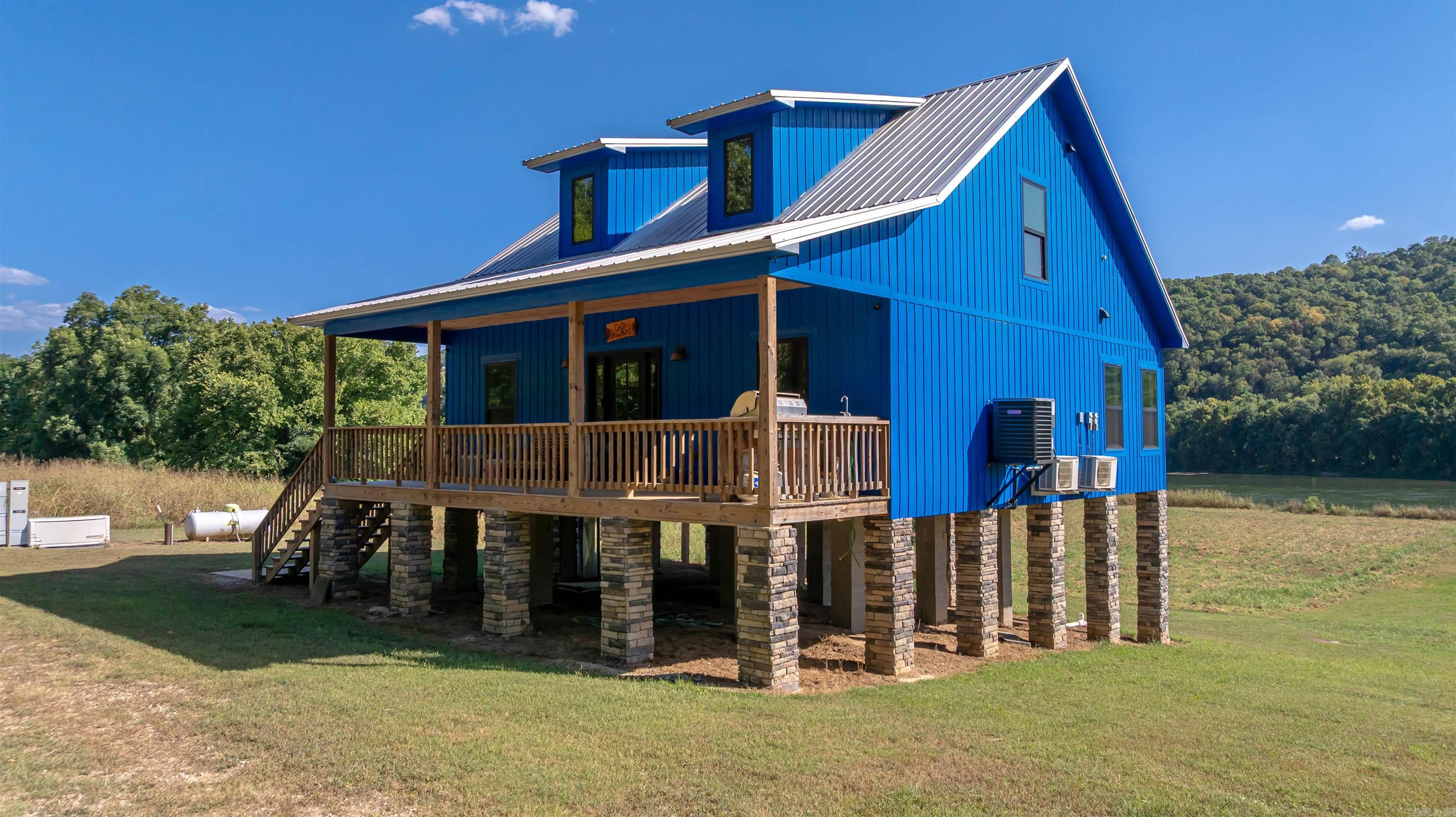 3780 River Road Property Photo 1