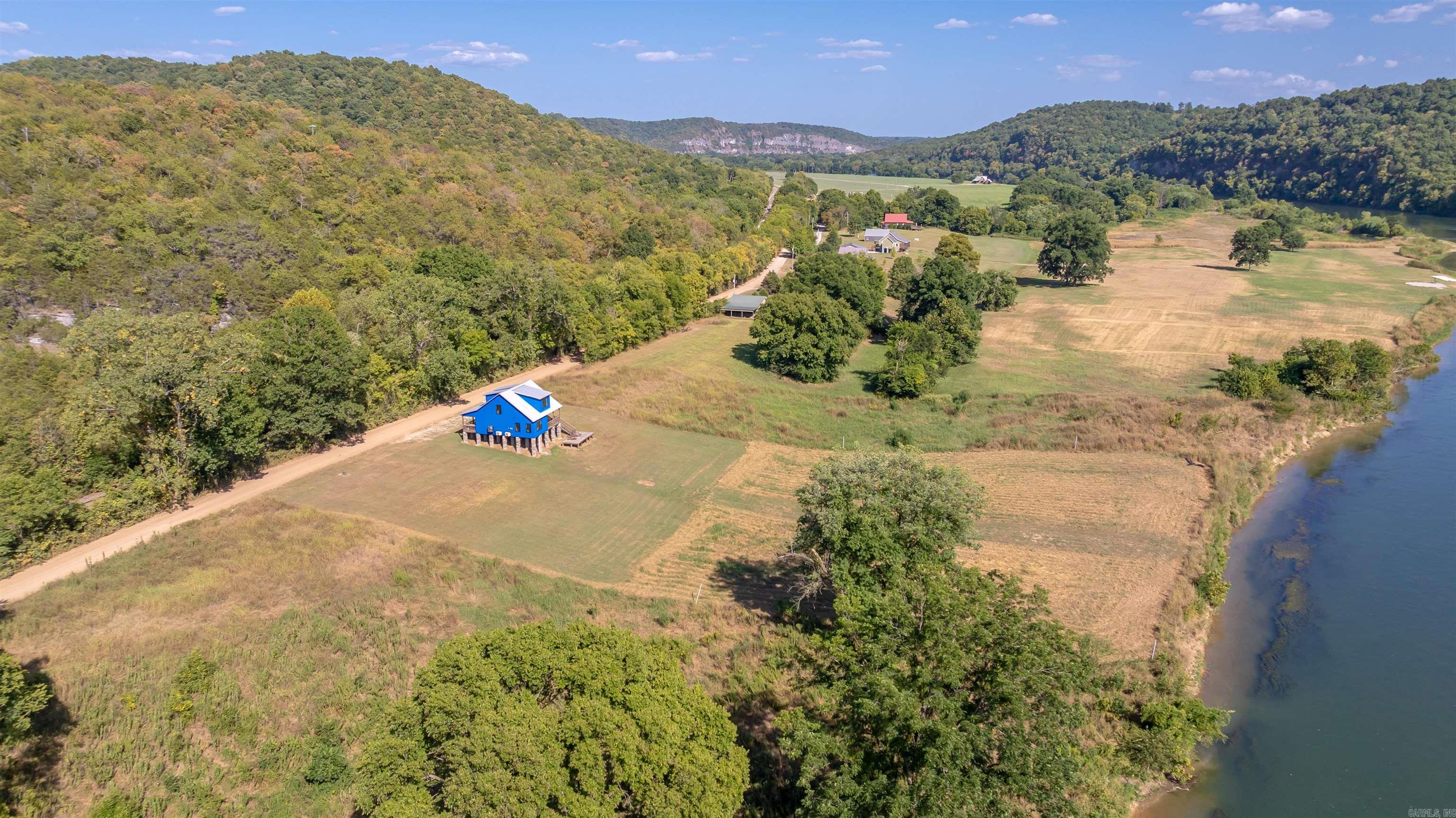 3780 River Road Property Photo 11