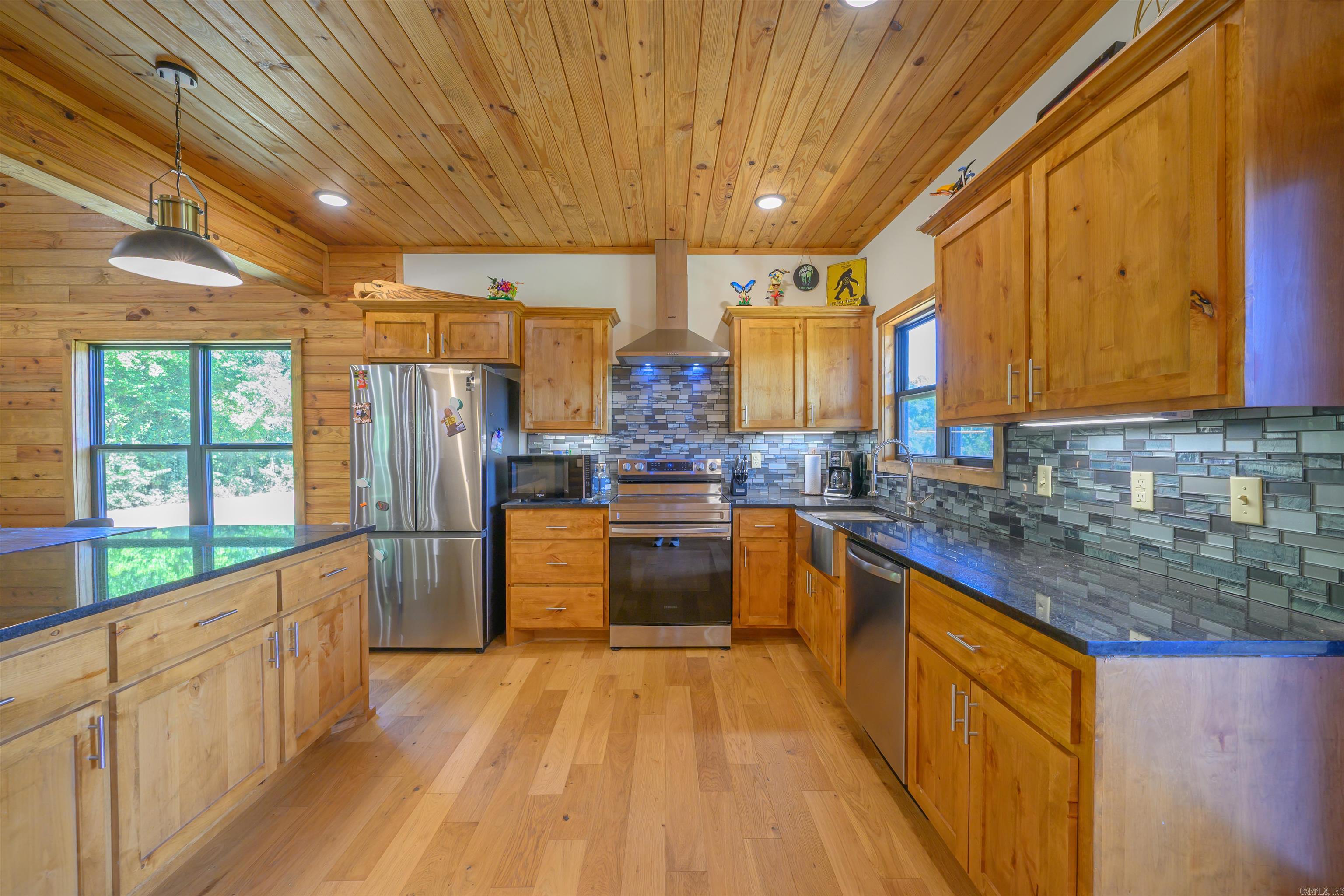 3780 River Road Property Photo 18