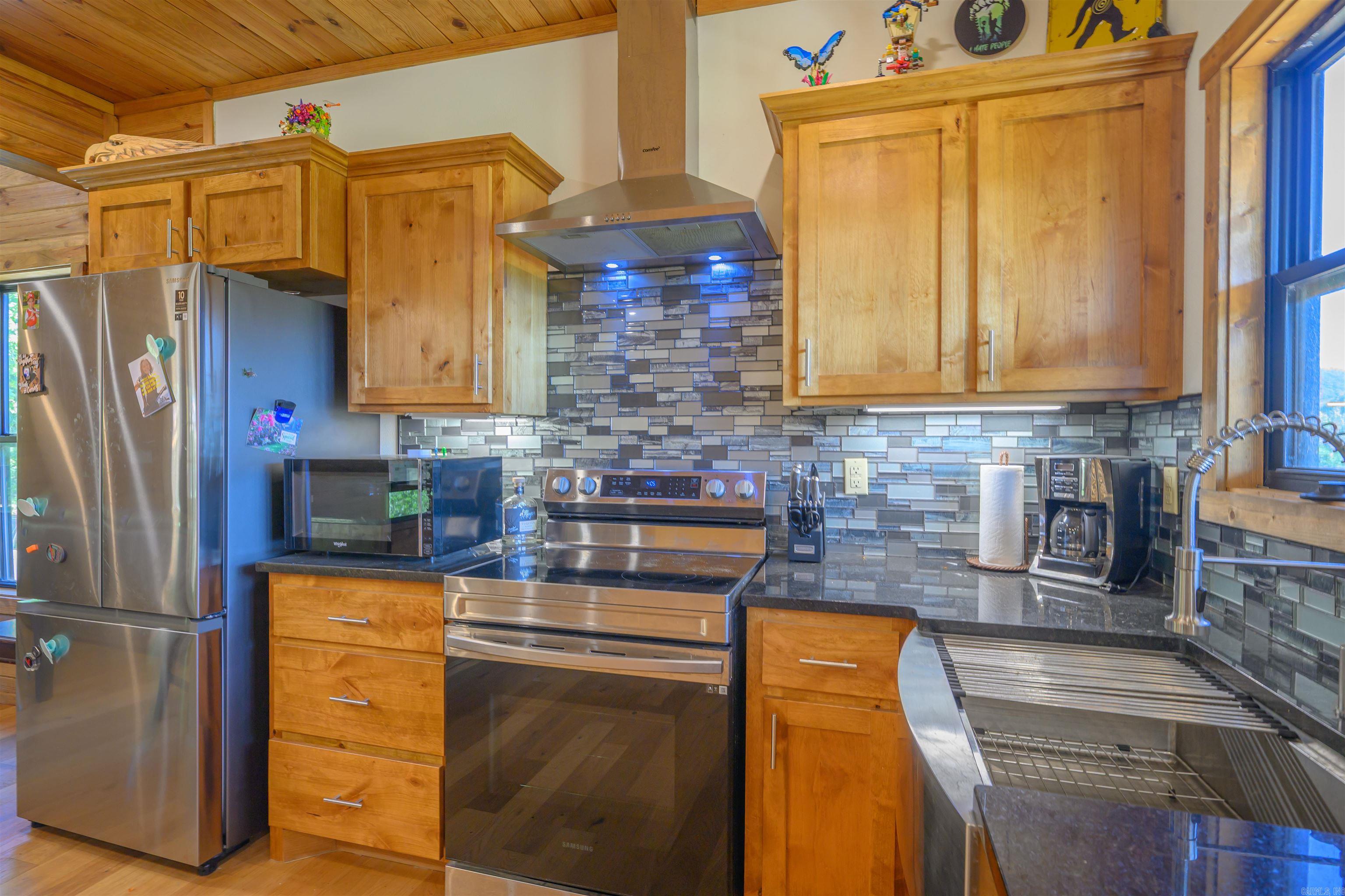 3780 River Road Property Photo 20
