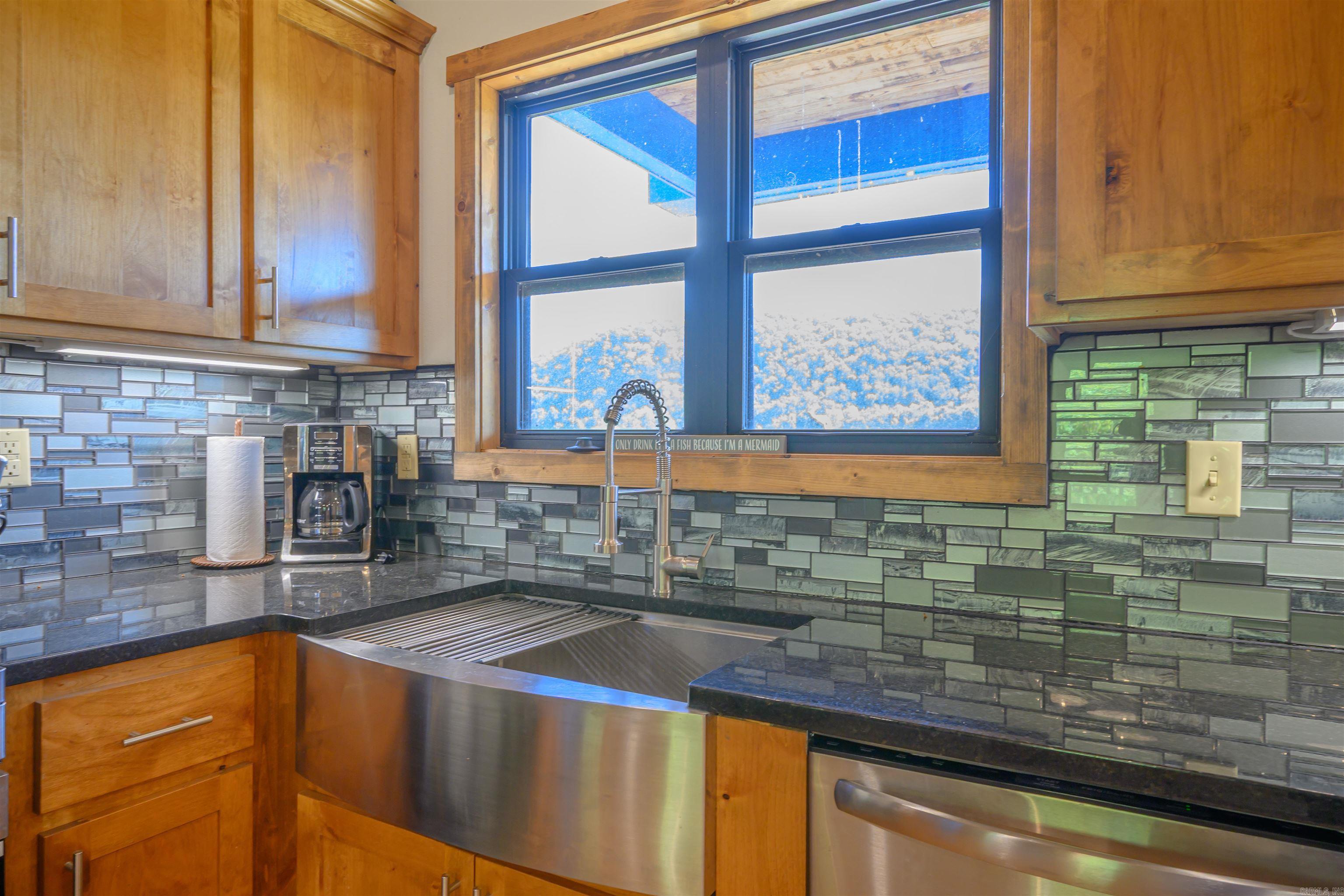 3780 River Road Property Photo 22