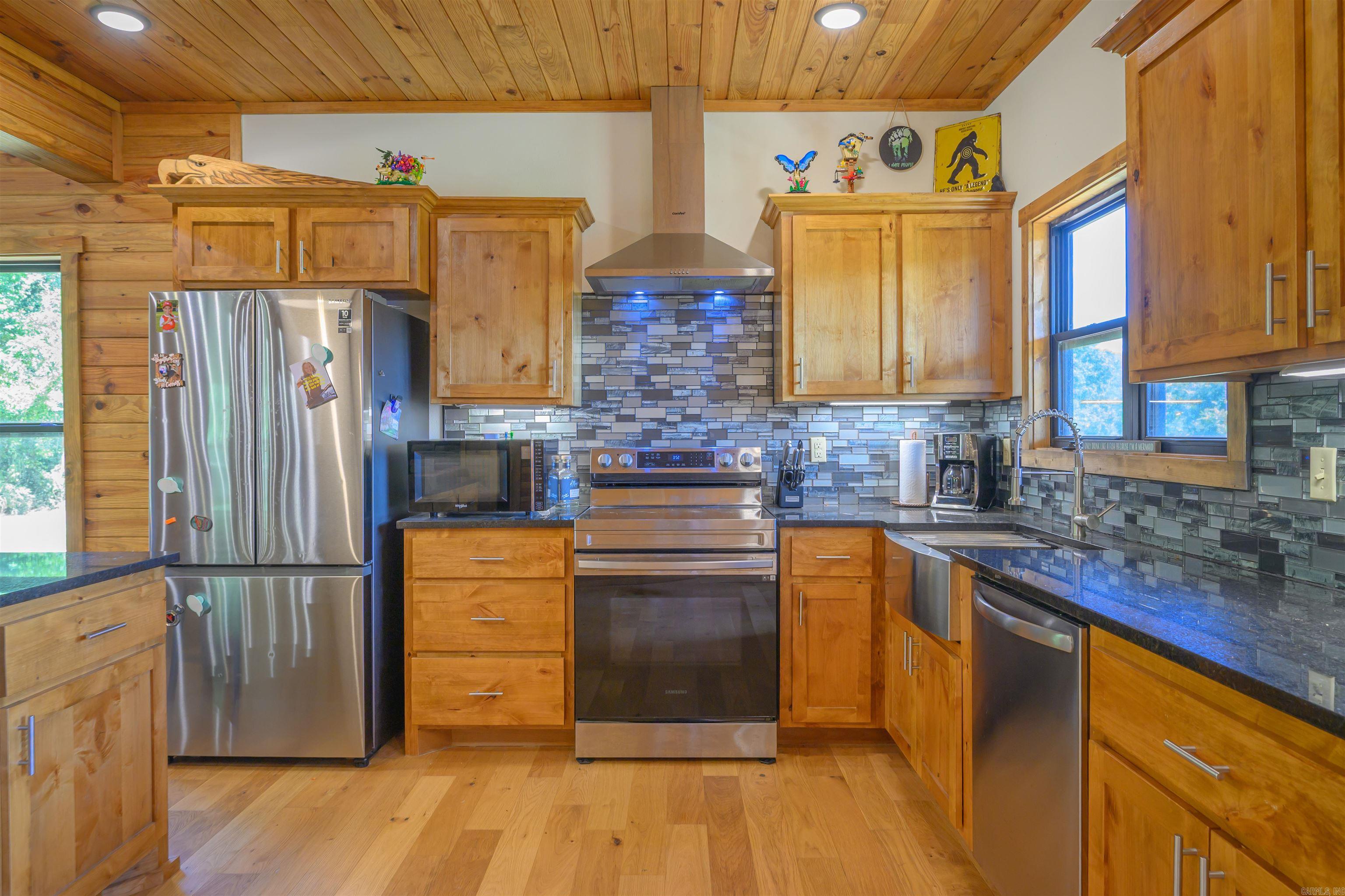 3780 River Road Property Photo 25