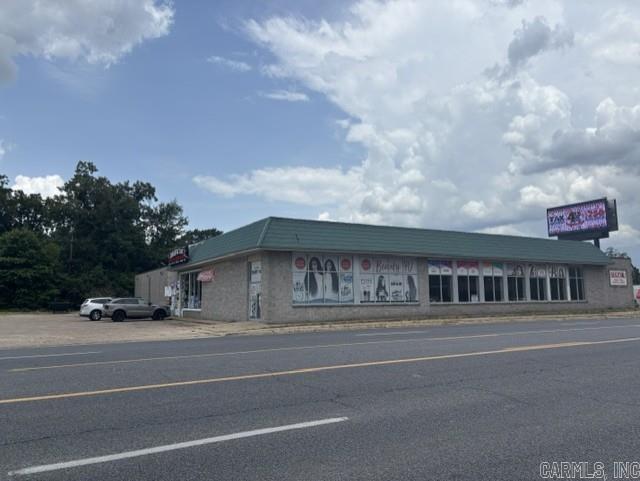 804 Northwest Ave Property Photo 1