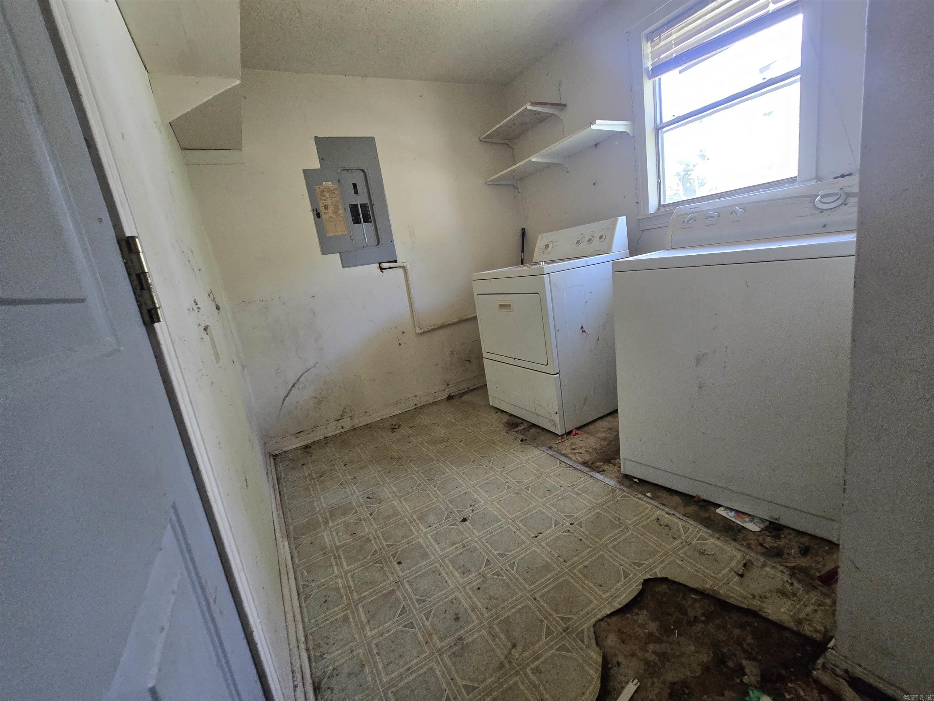 904 W 14th Street Property Photo 7