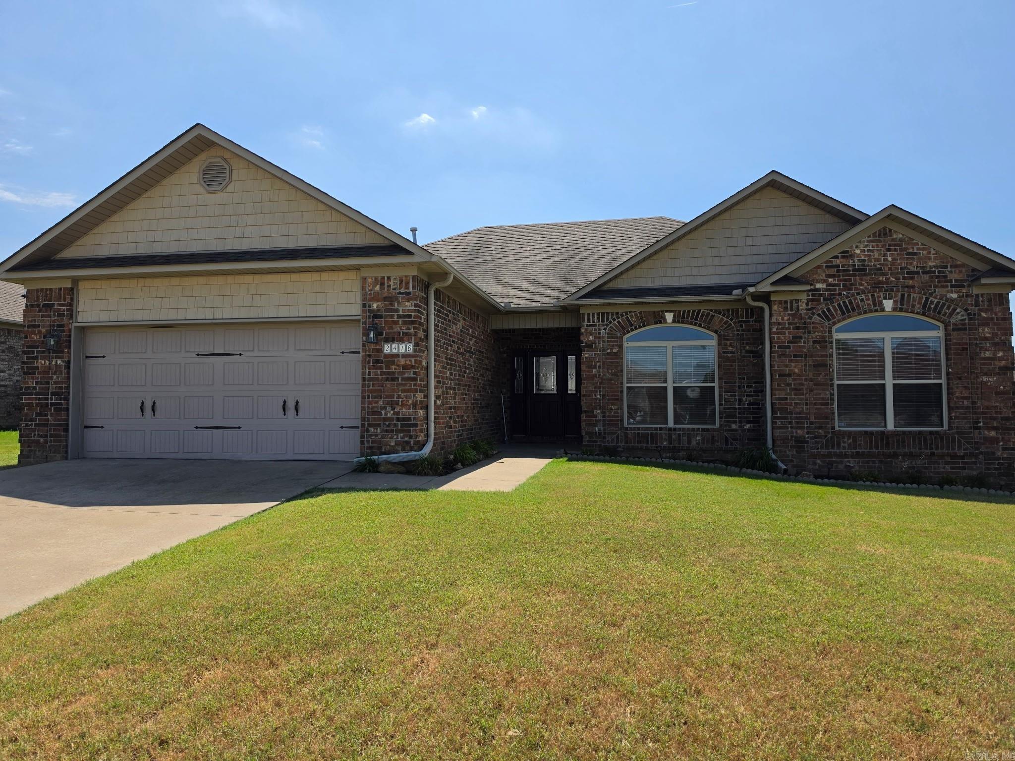 2418 Lancashire Lane Property Photo 1