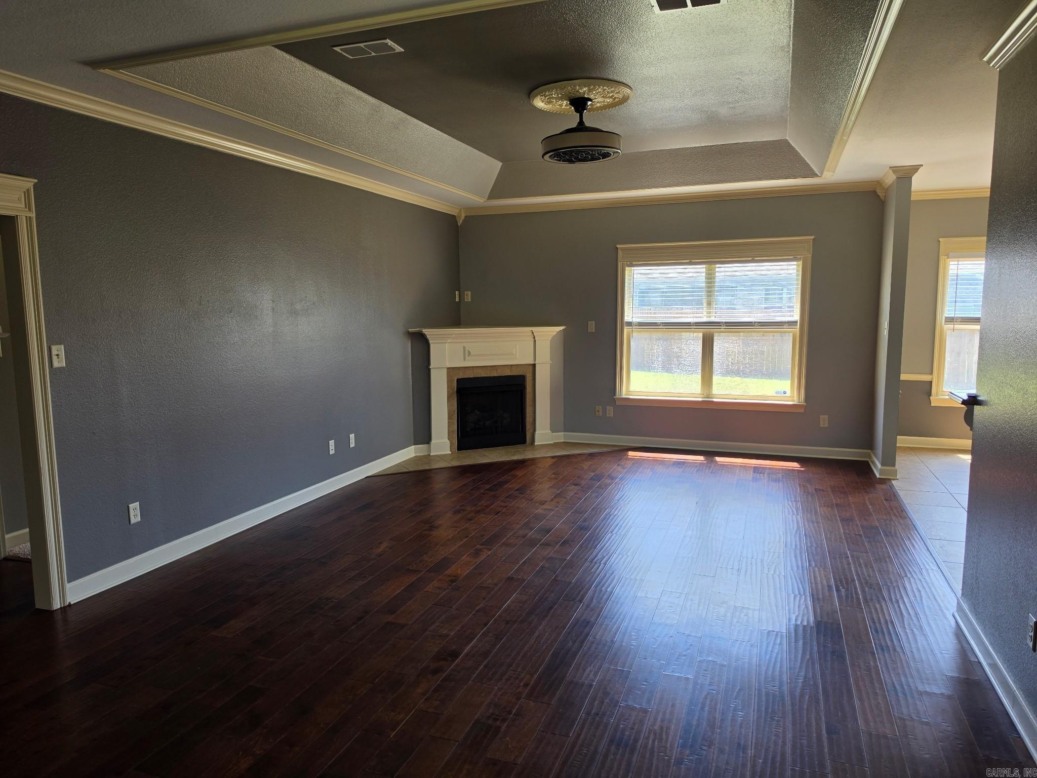2418 Lancashire Lane Property Photo 2