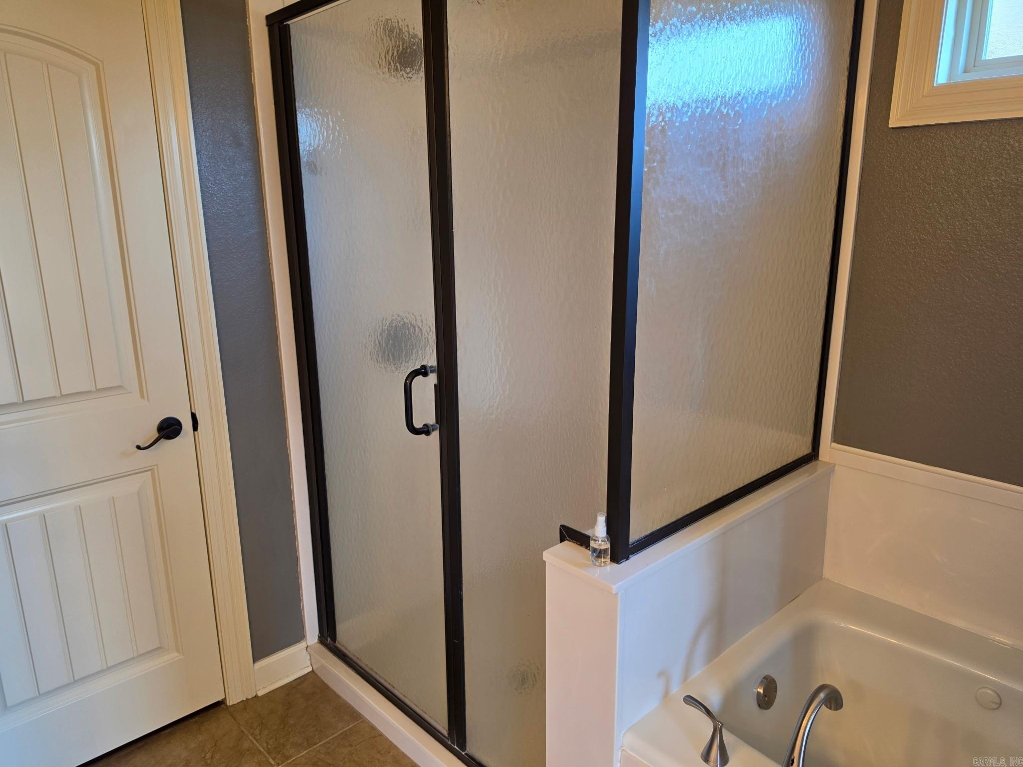 2418 Lancashire Lane Property Photo 13