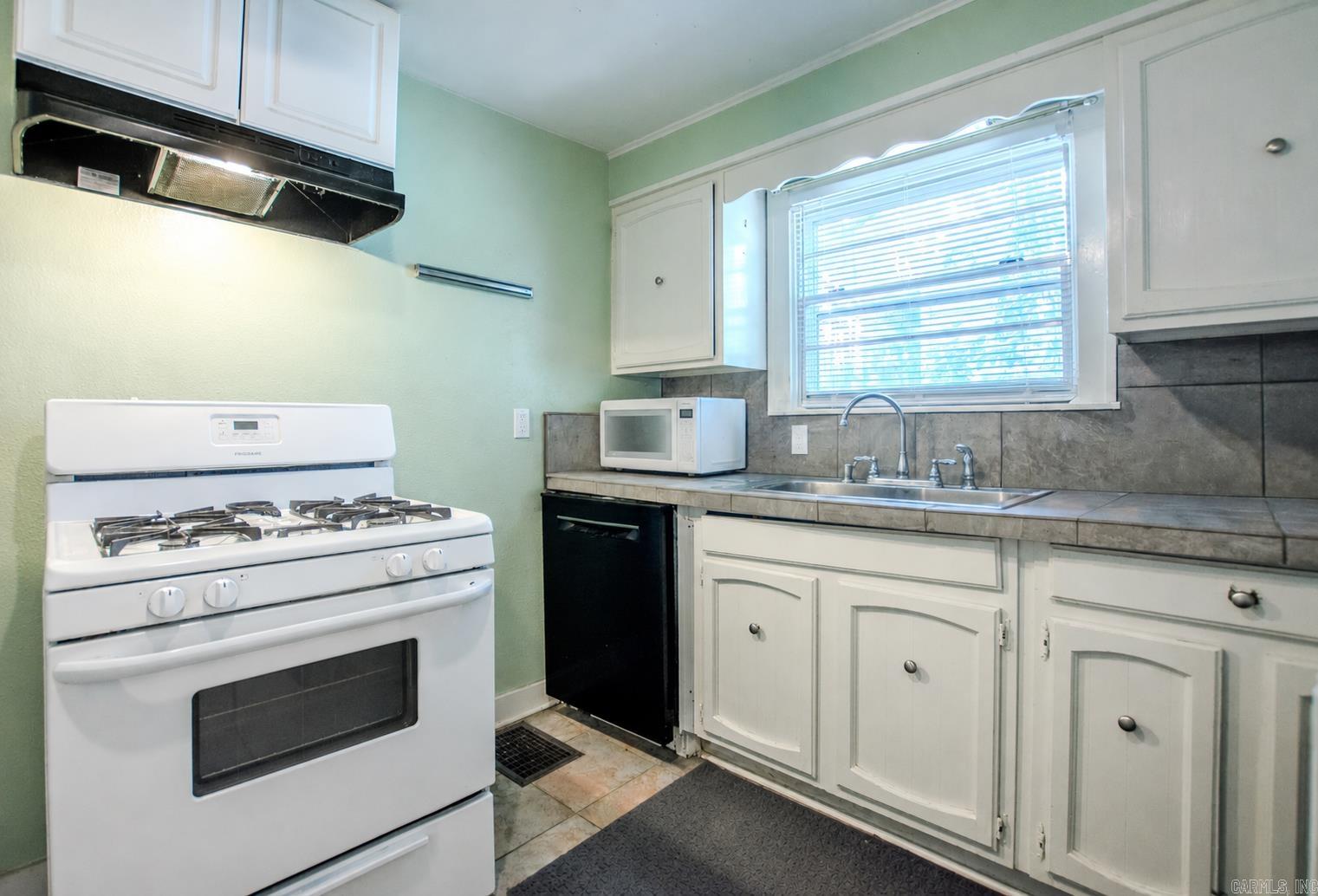 217 East E Ave Property Photo 14