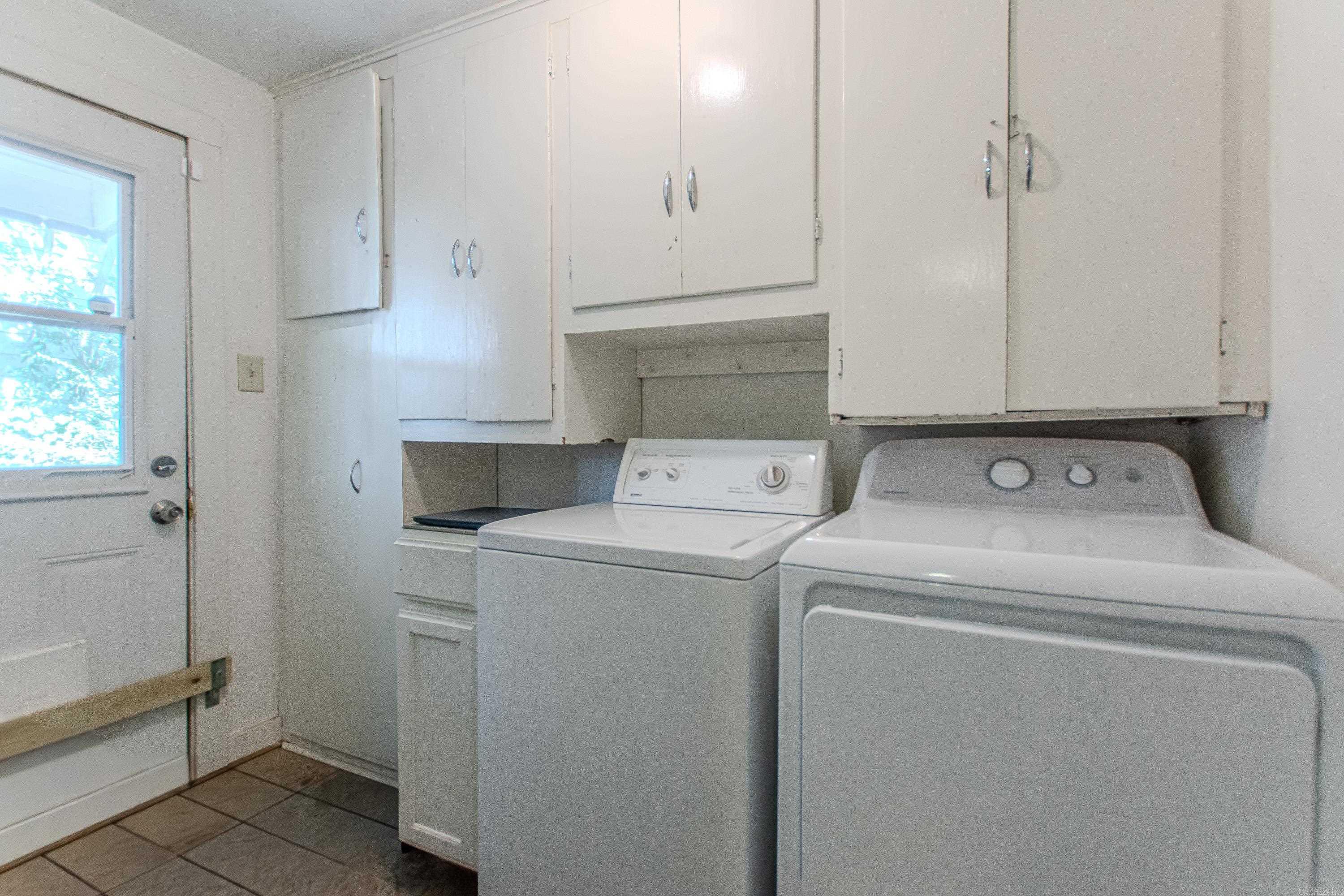 217 East E Ave Property Photo 16