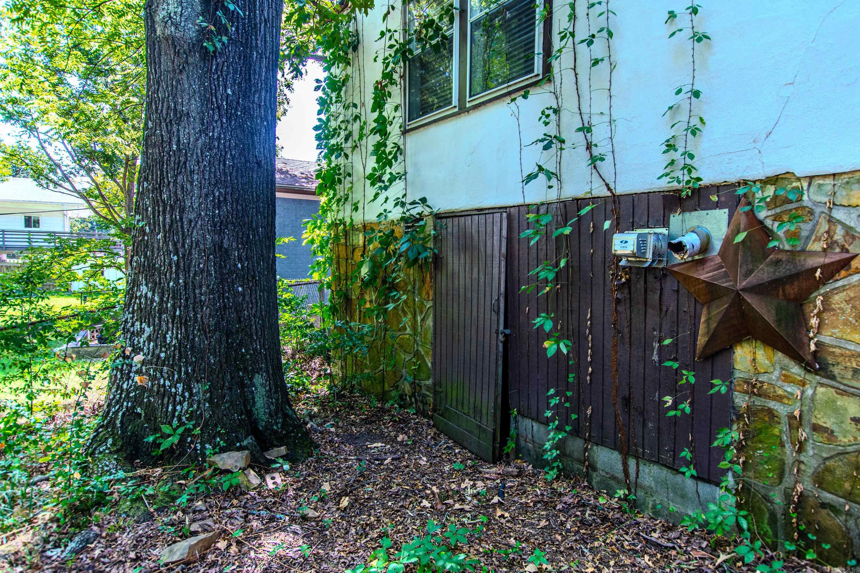 217 East E Ave Property Photo 28