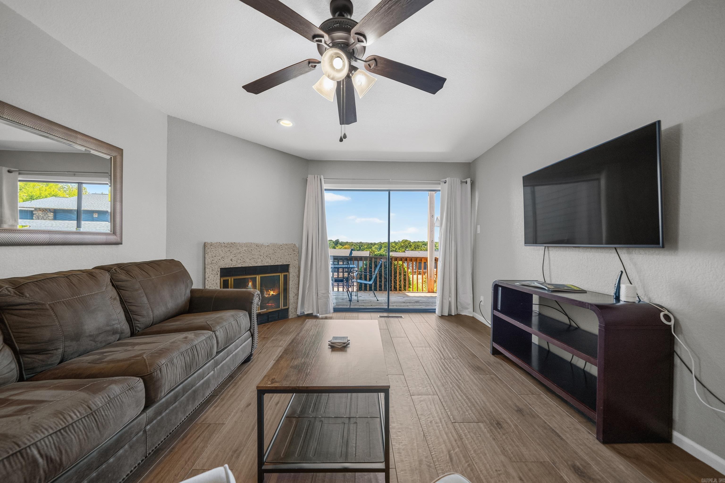 203 Stearns Point Property Photo 11