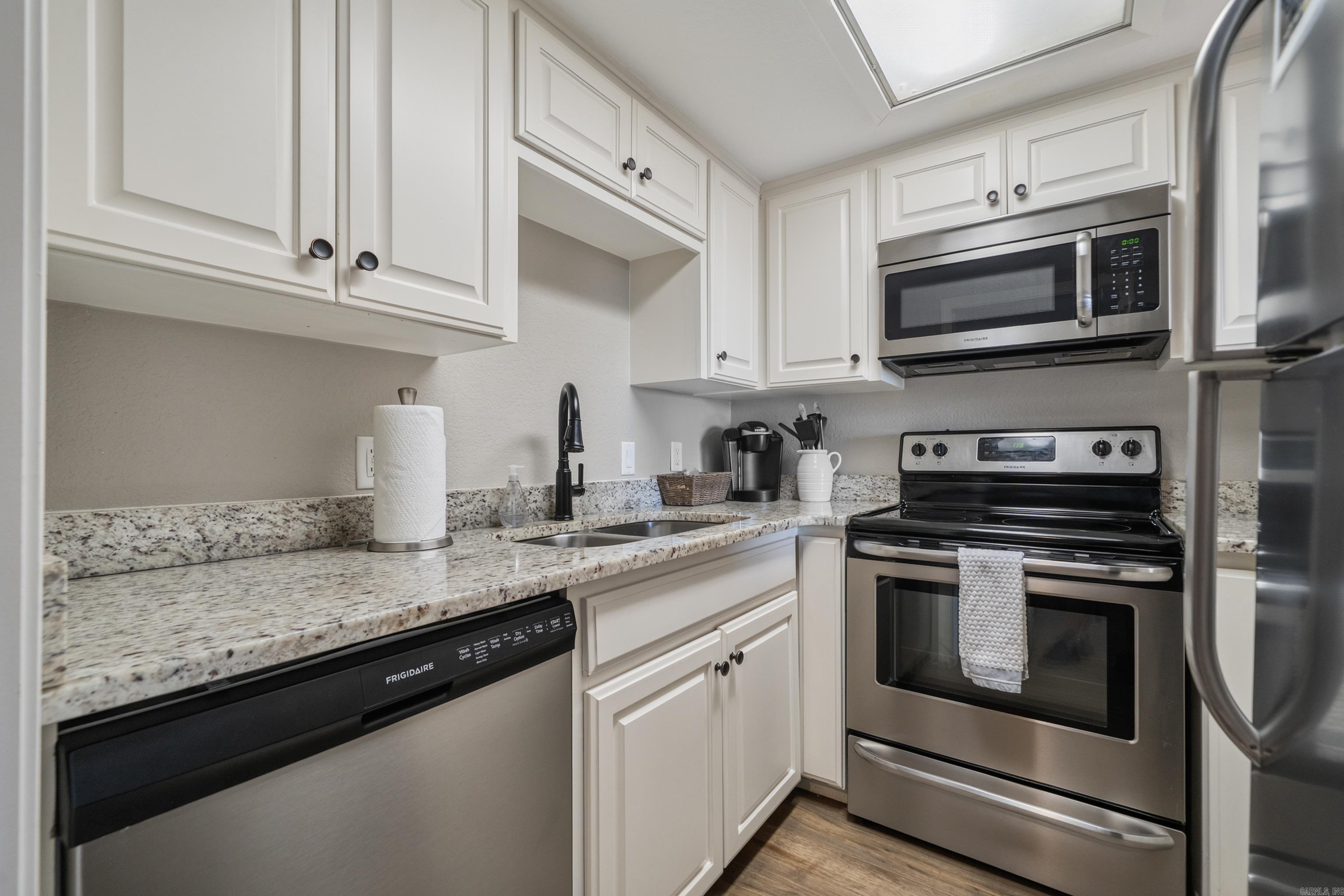 203 Stearns Point Property Photo 15
