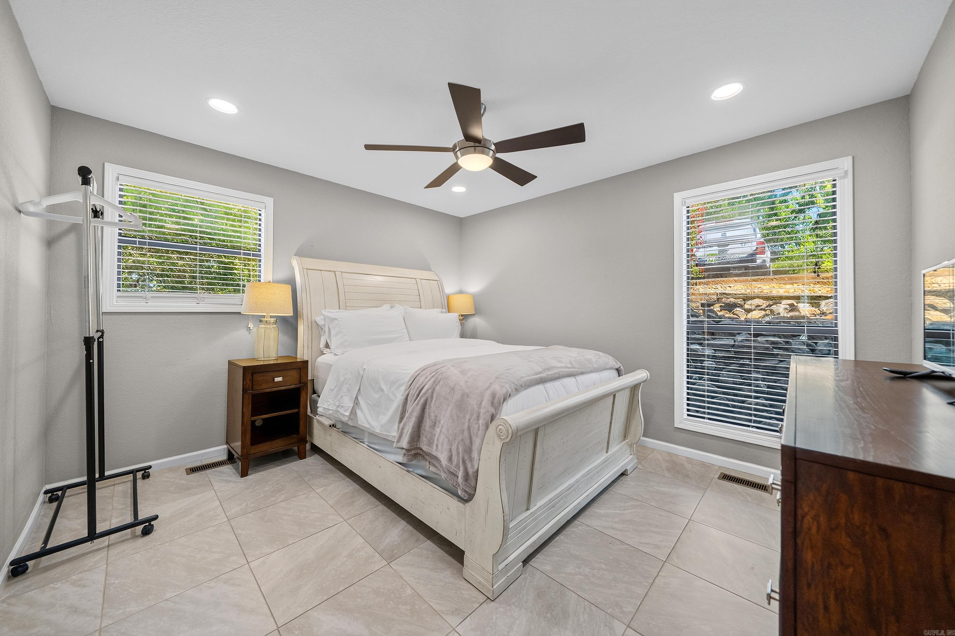 203 Stearns Point Property Photo 29