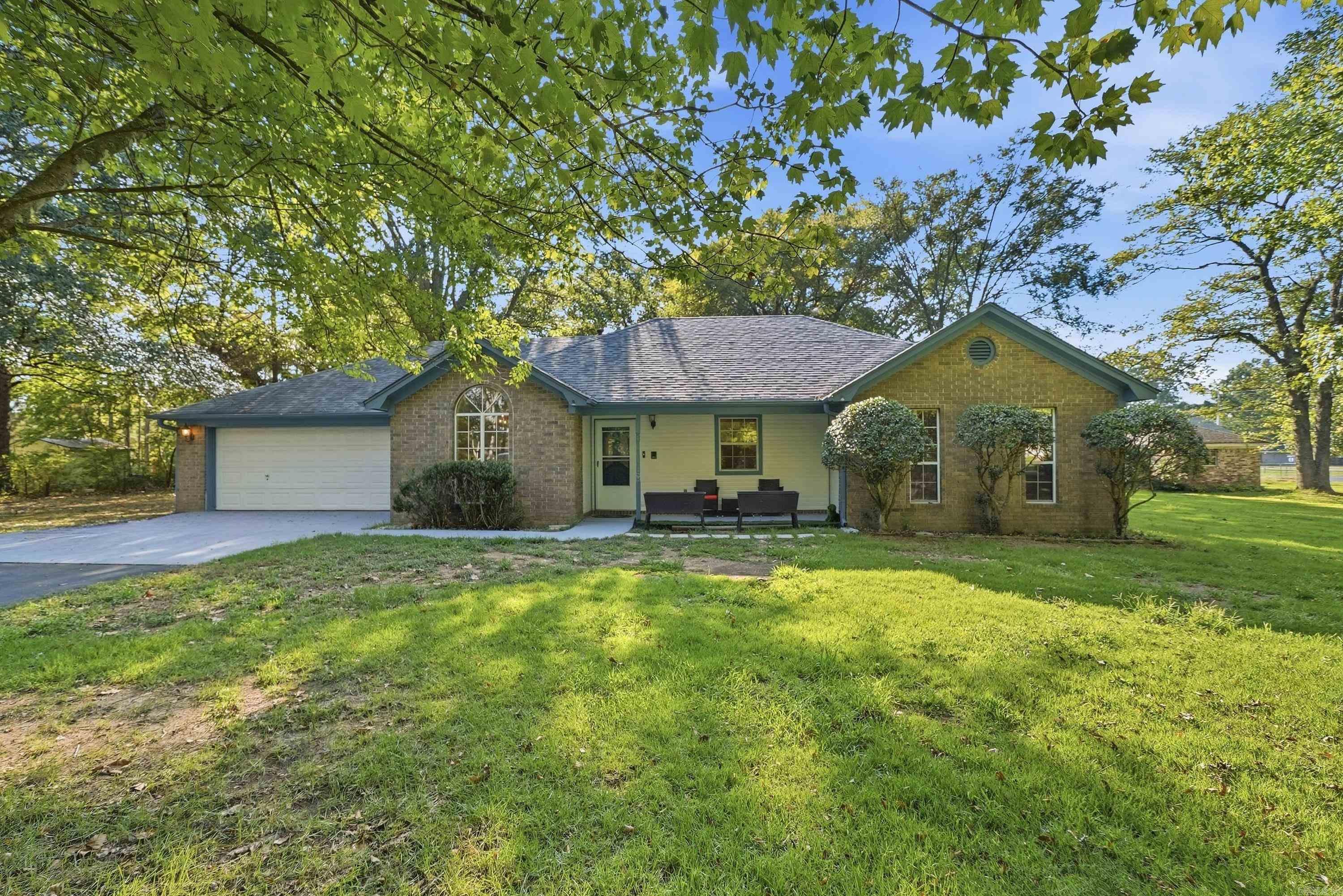 3 Summerville Drive