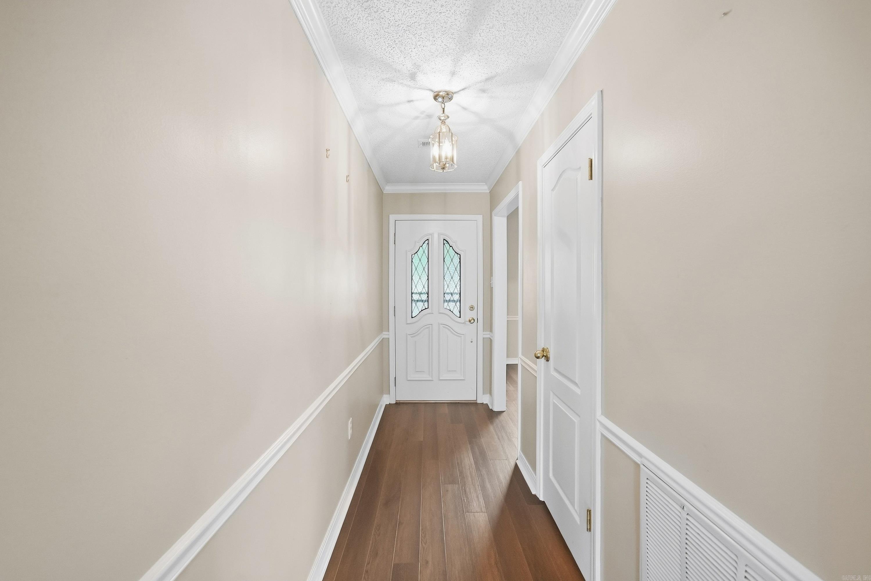 3 Summerville Drive Property Photo 3