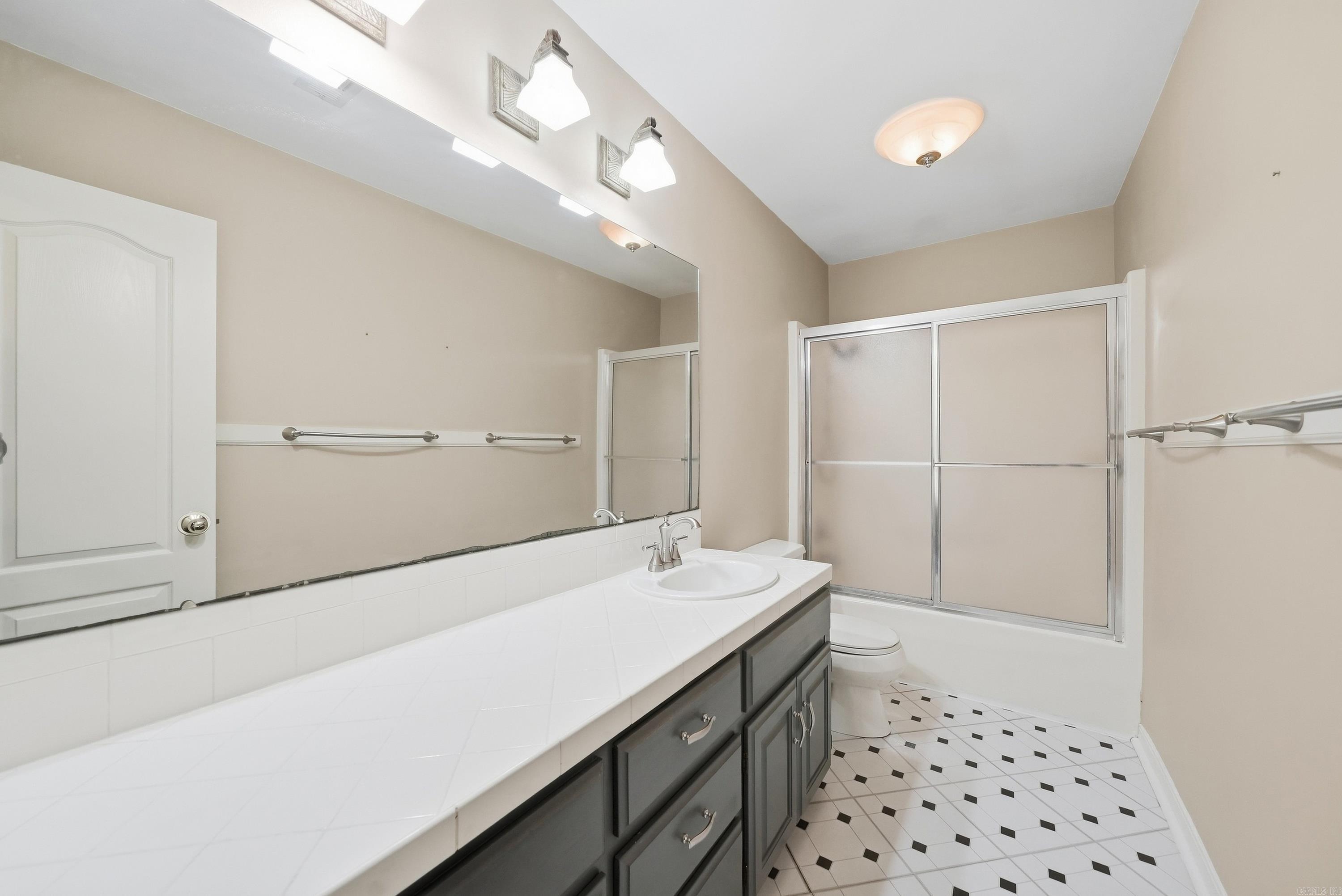 3 Summerville Drive Property Photo 23