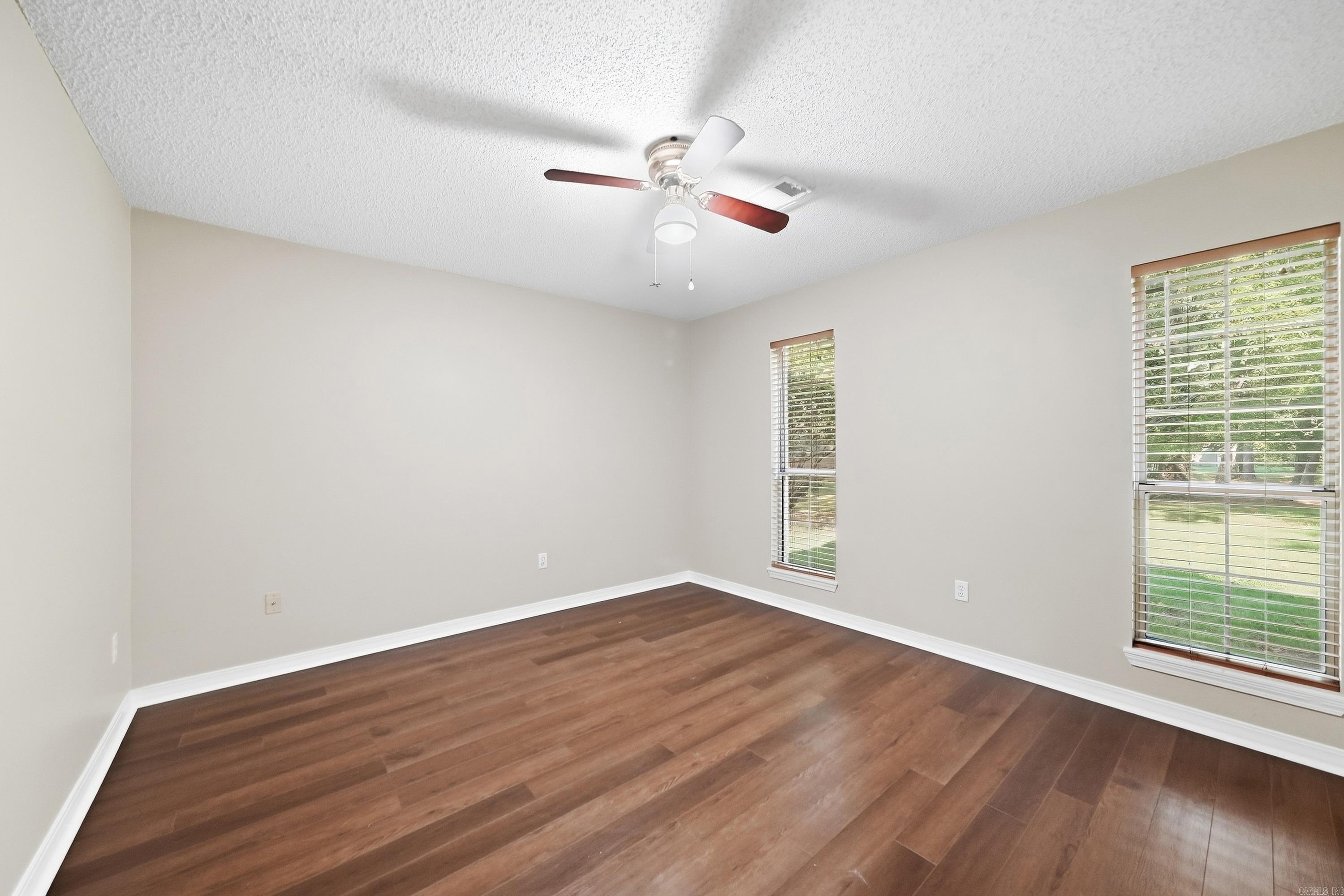 3 Summerville Drive Property Photo 24