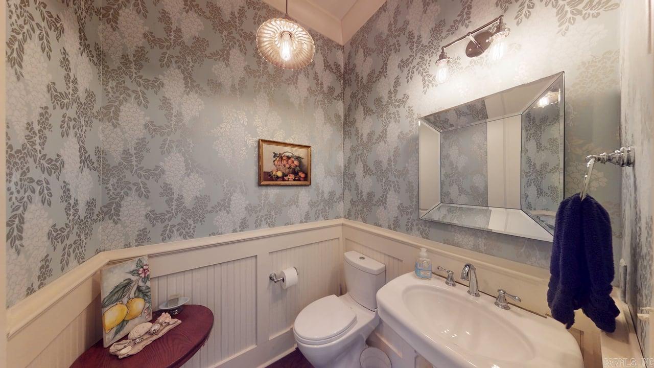 860 Reynolds Avenue Property Photo 29