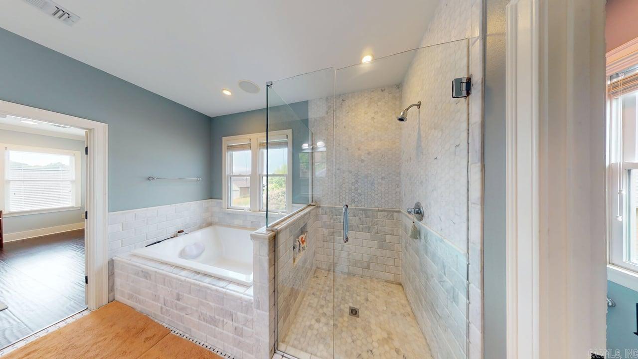 860 Reynolds Avenue Property Photo 39