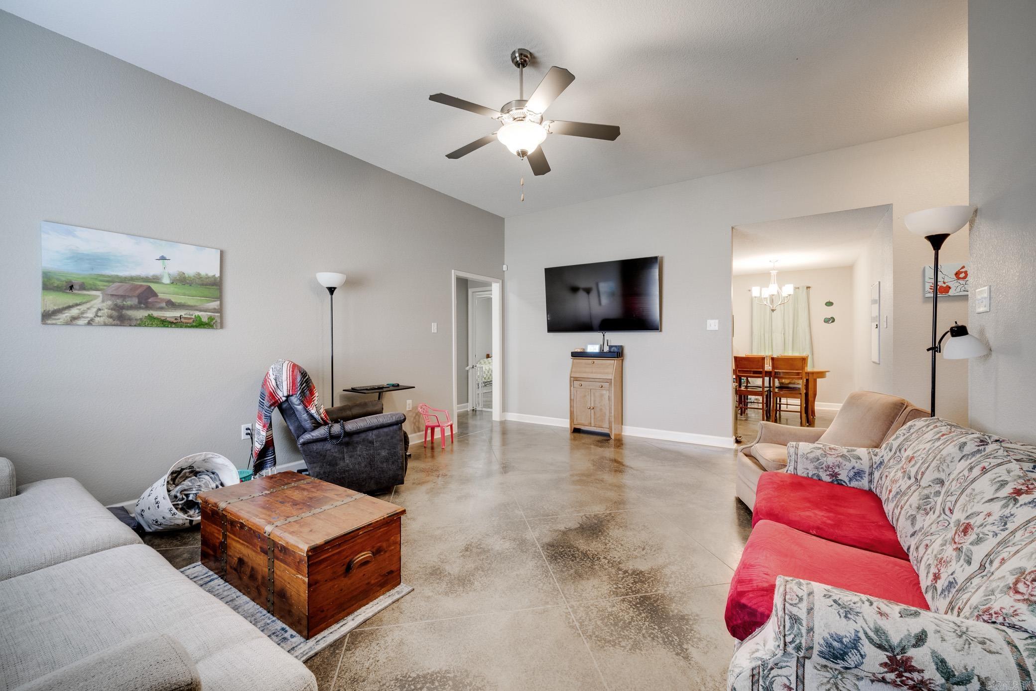 1375 Acuff Lane Property Photo 3
