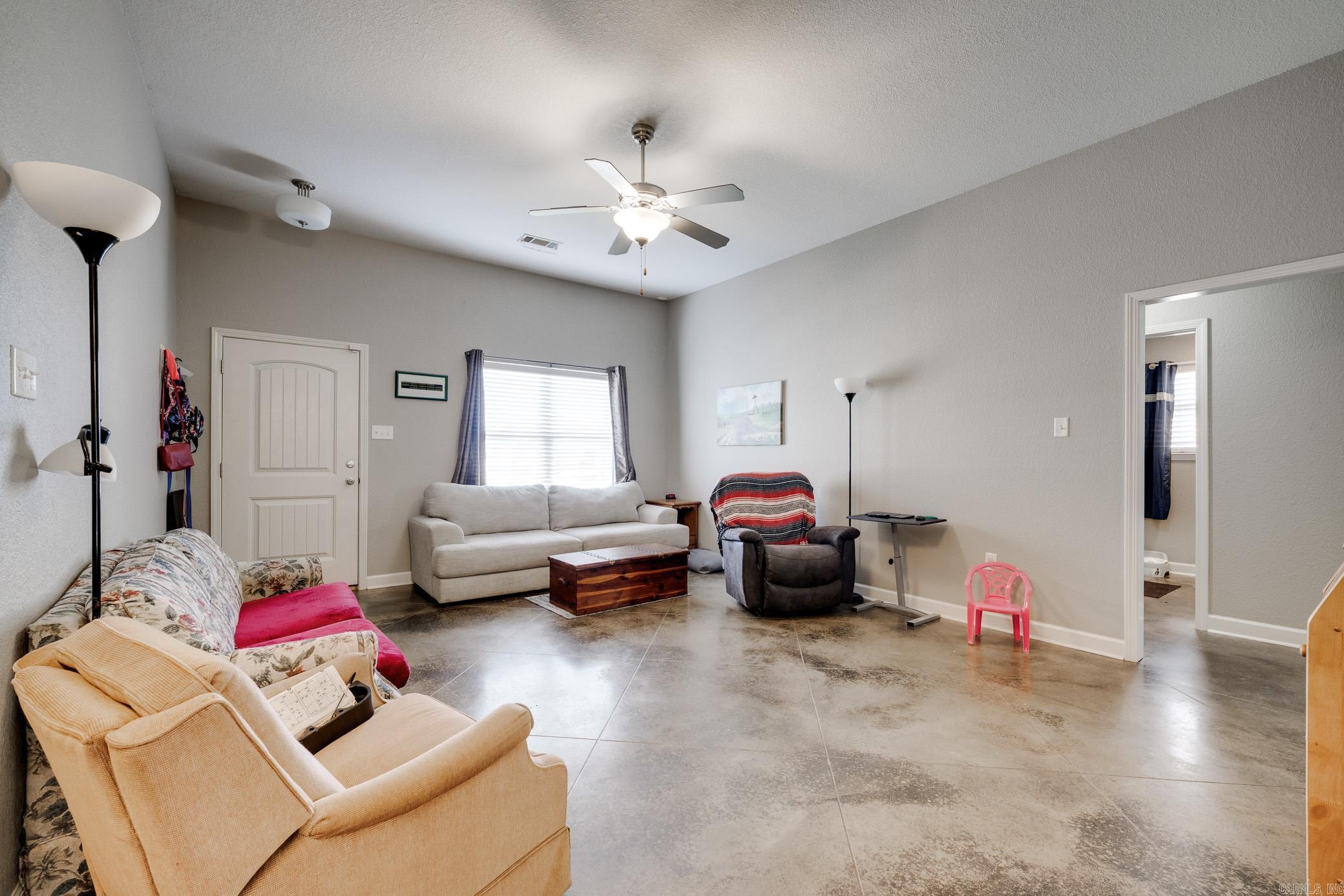 1375 Acuff Lane Property Photo 6